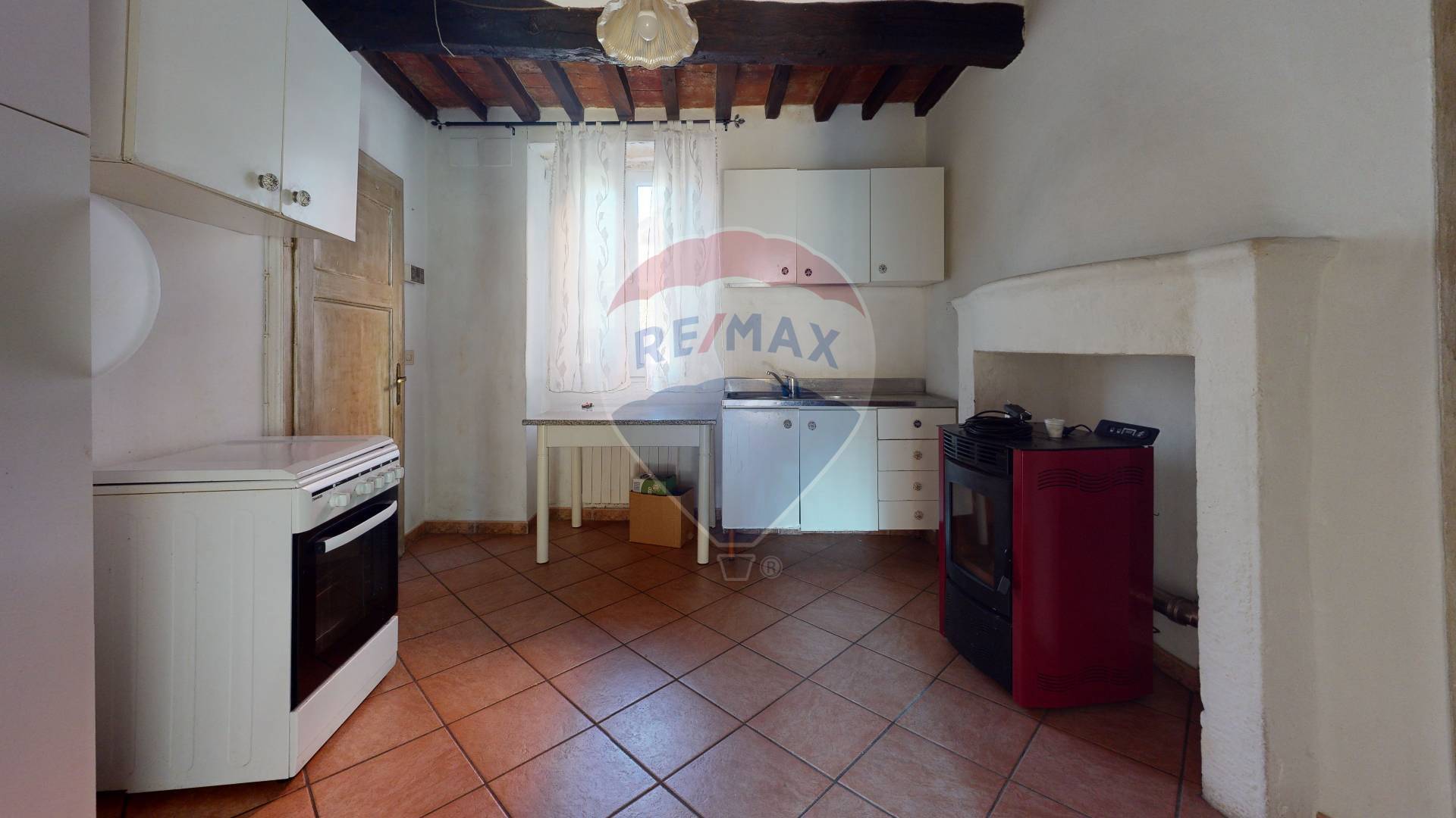  barga vendita quart:  re-max-quality-house