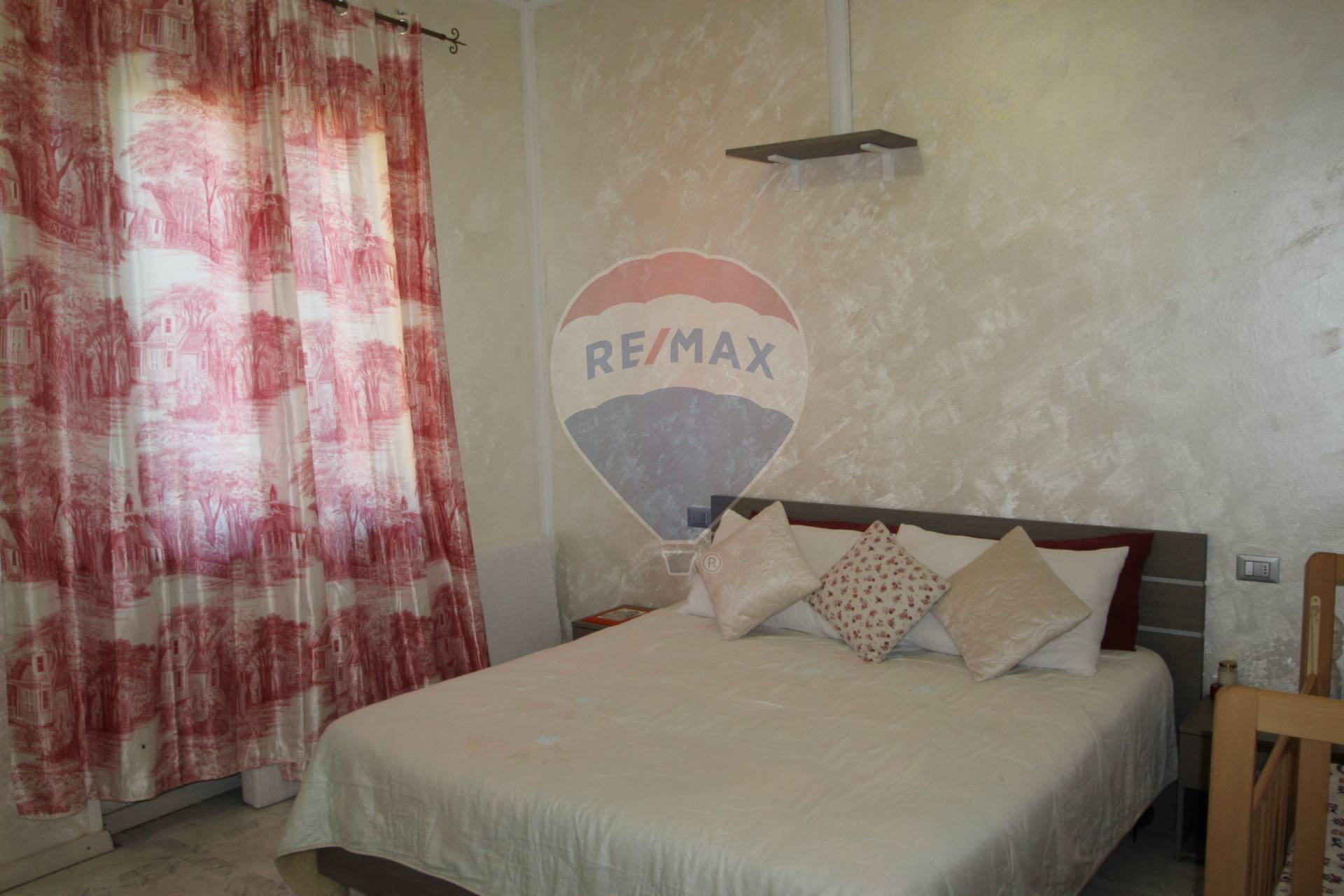 Appartamento CAPRIATE SAN GERVASIO vendita    RE/MAX Expo 4