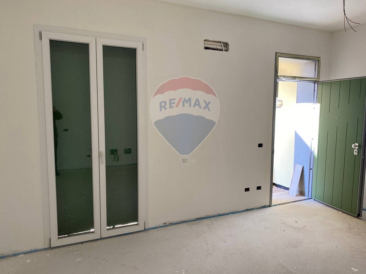 Appartamento CEREA vendita    RE/MAX Top Elegance 2