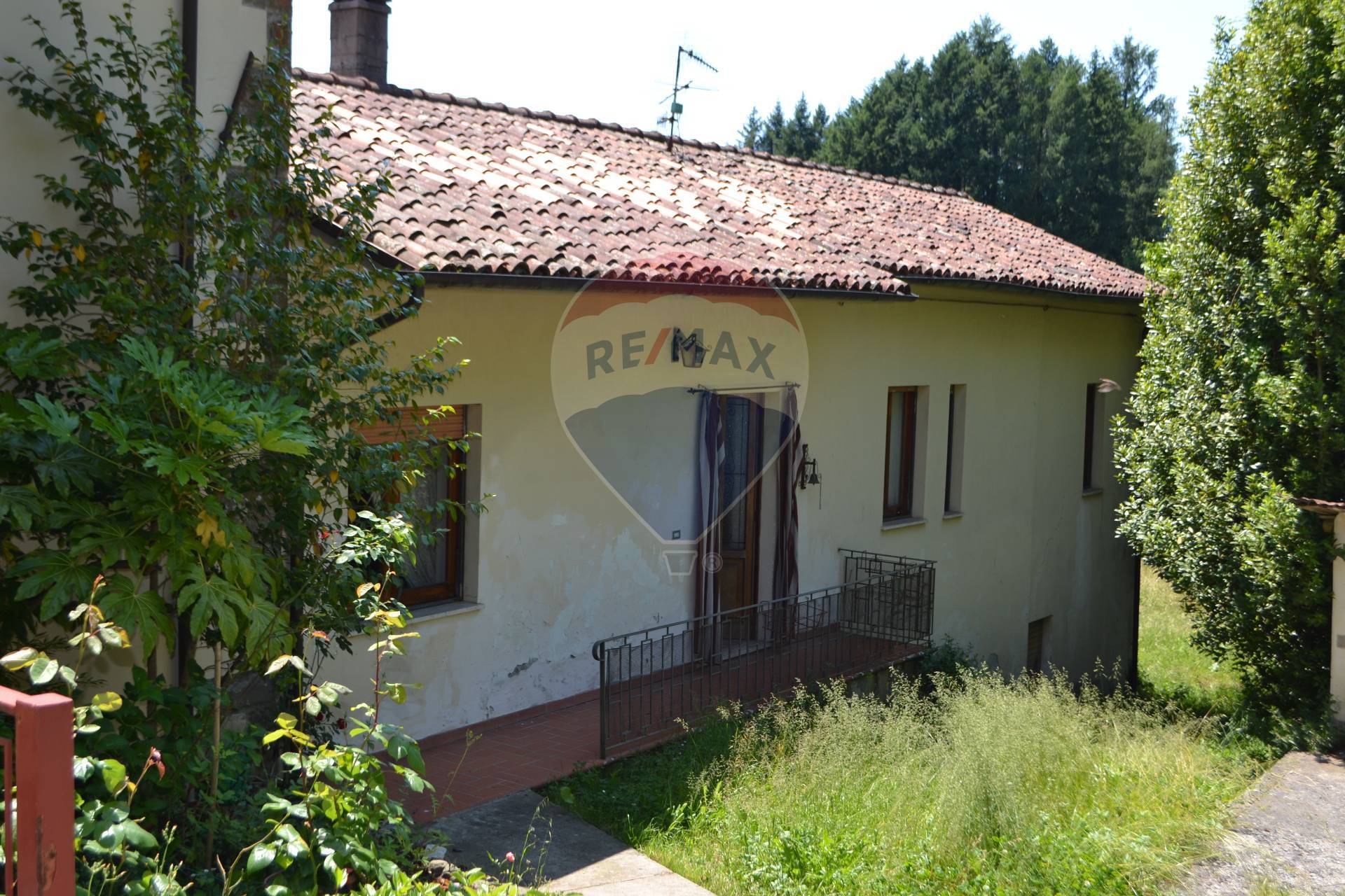  barga vendita quart: castelvecchio pascoli re-max-quality-house