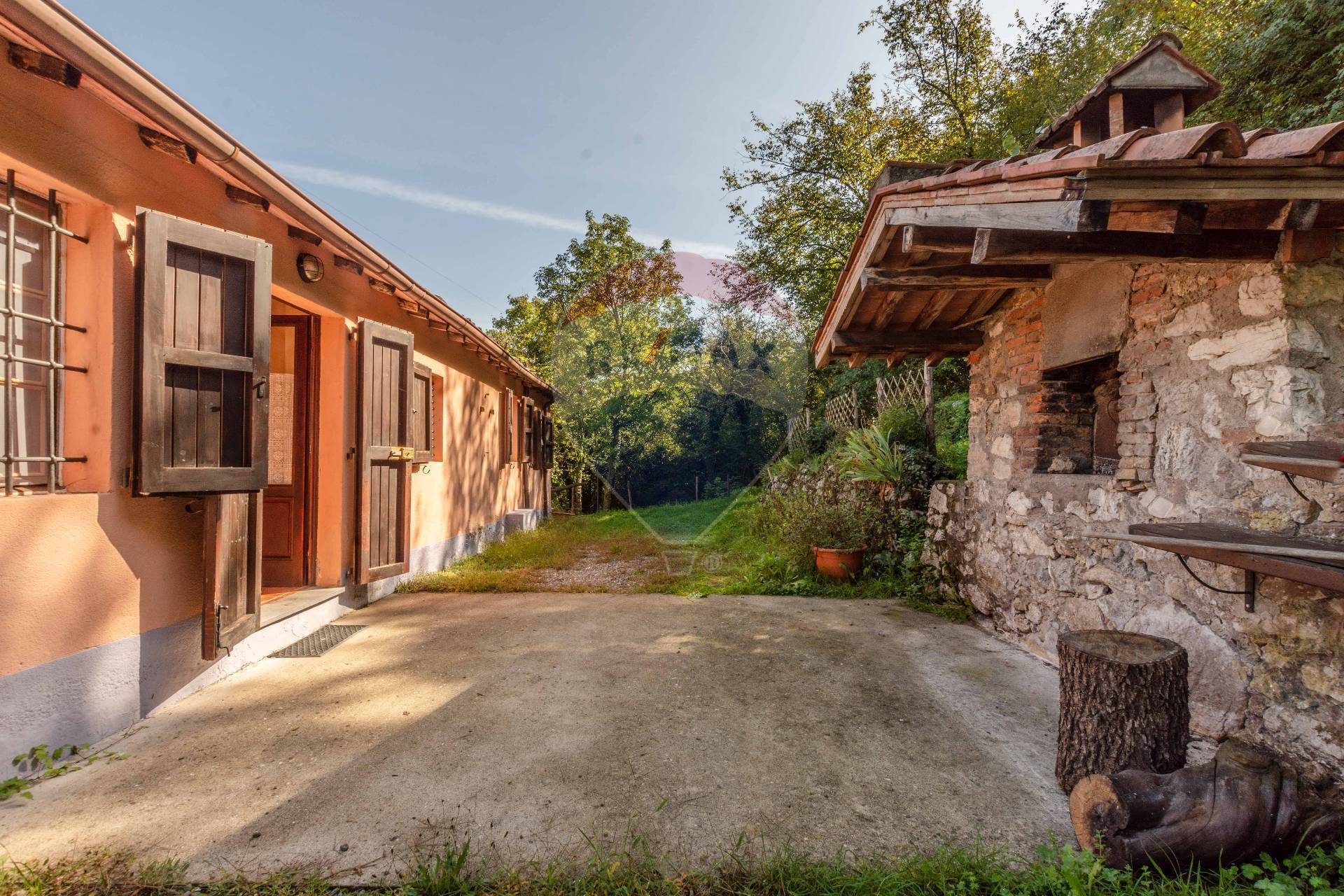 Villa Unifamiliare - Indipendente BORGO A MOZZANO vendita    RE/MAX Quality House