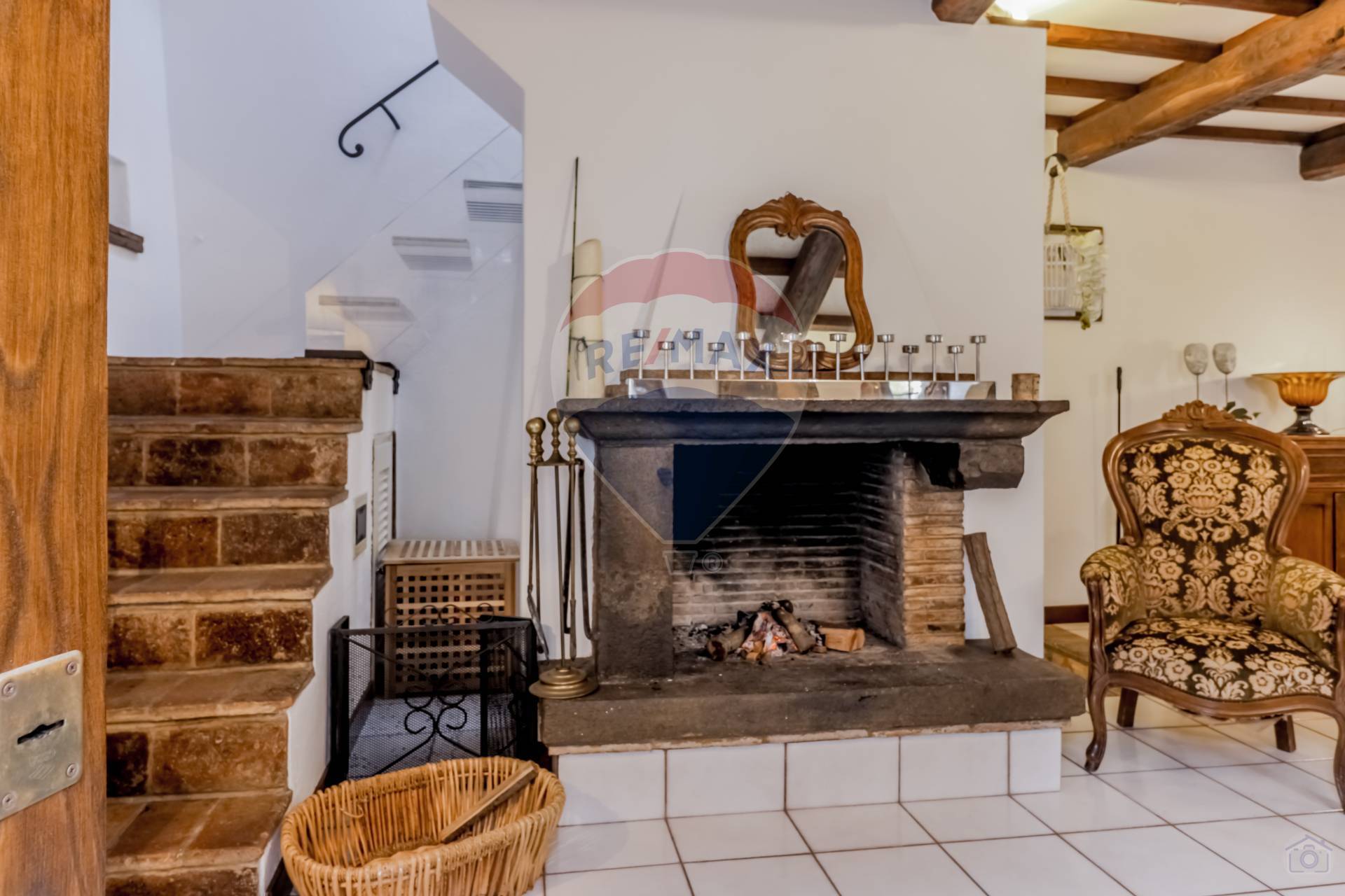  trevignano romano vendita quart:  re/max just