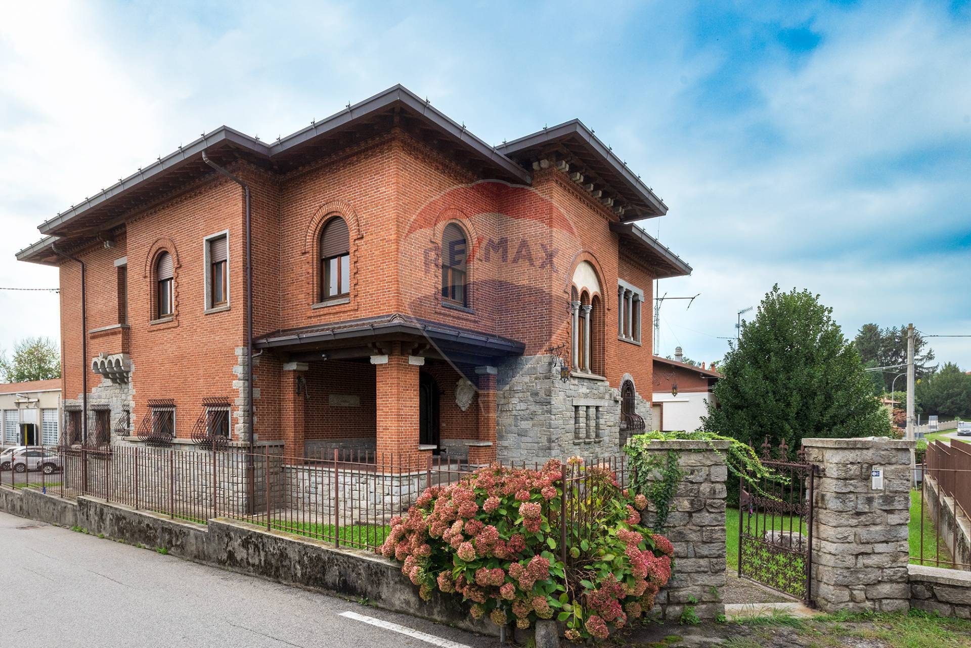 Villa unifamiliare in vendita, Jerago con Orago