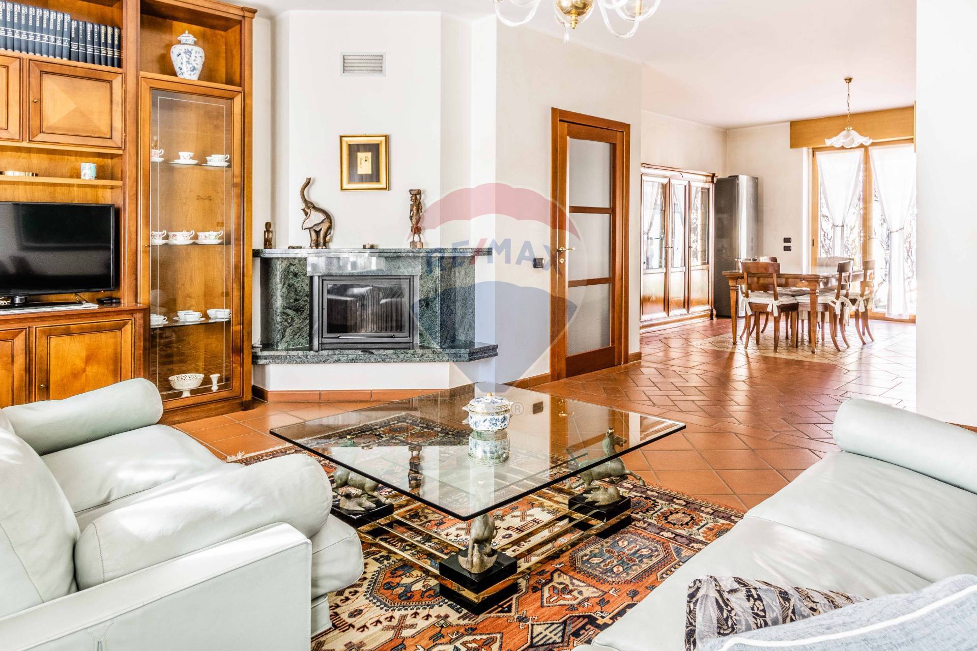 Villa in vendita a Cassano Magnago (VA)