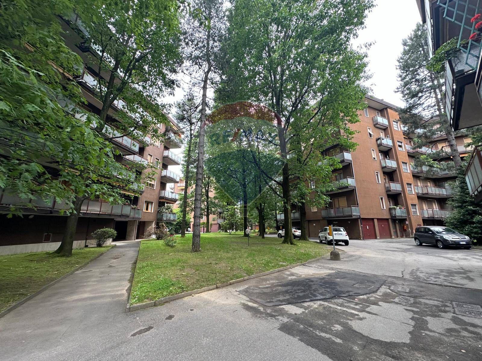 Appartamento in vendita a Piscina, Legnano (MI)