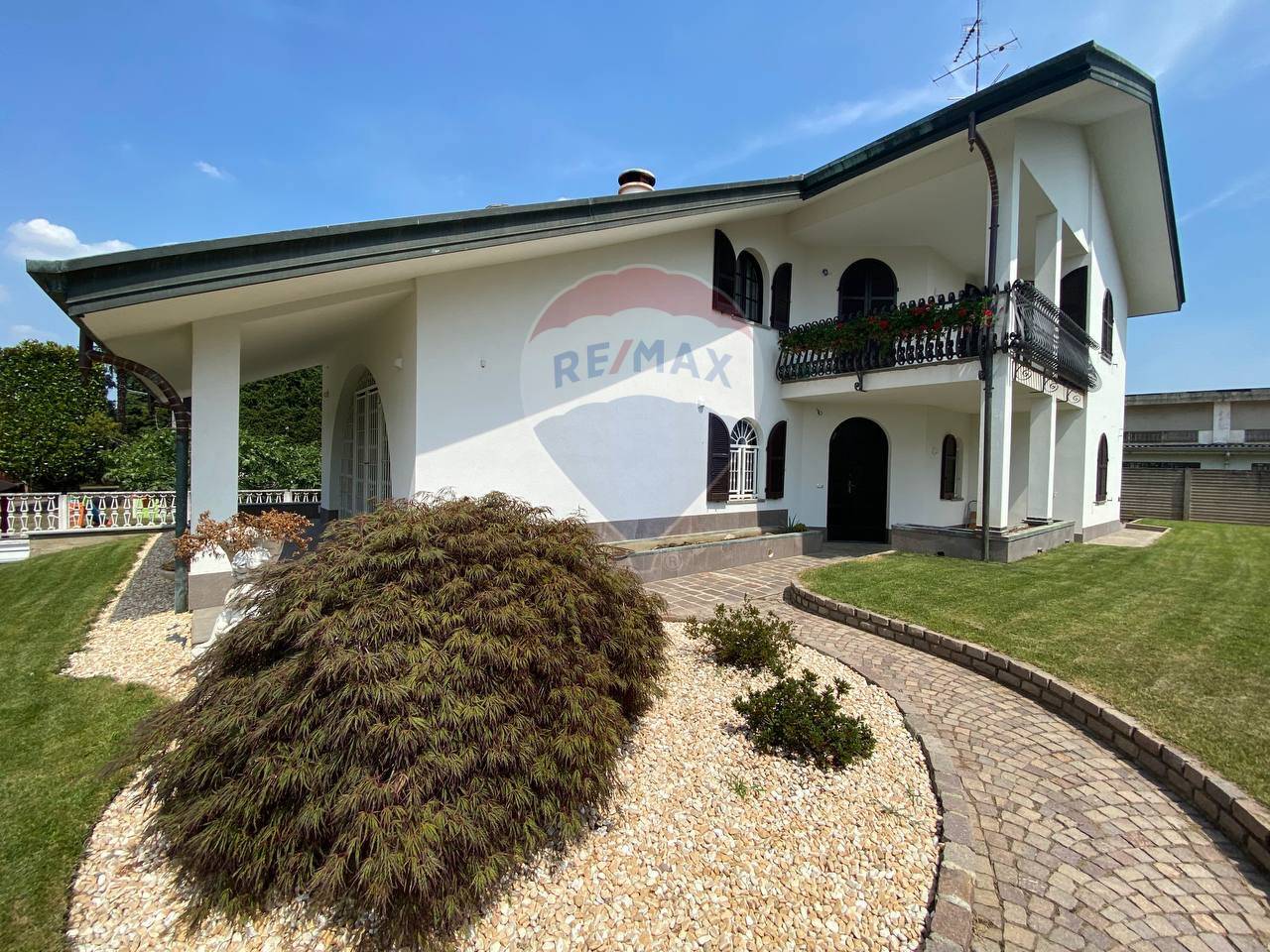 Villa in vendita a Samarate (VA)