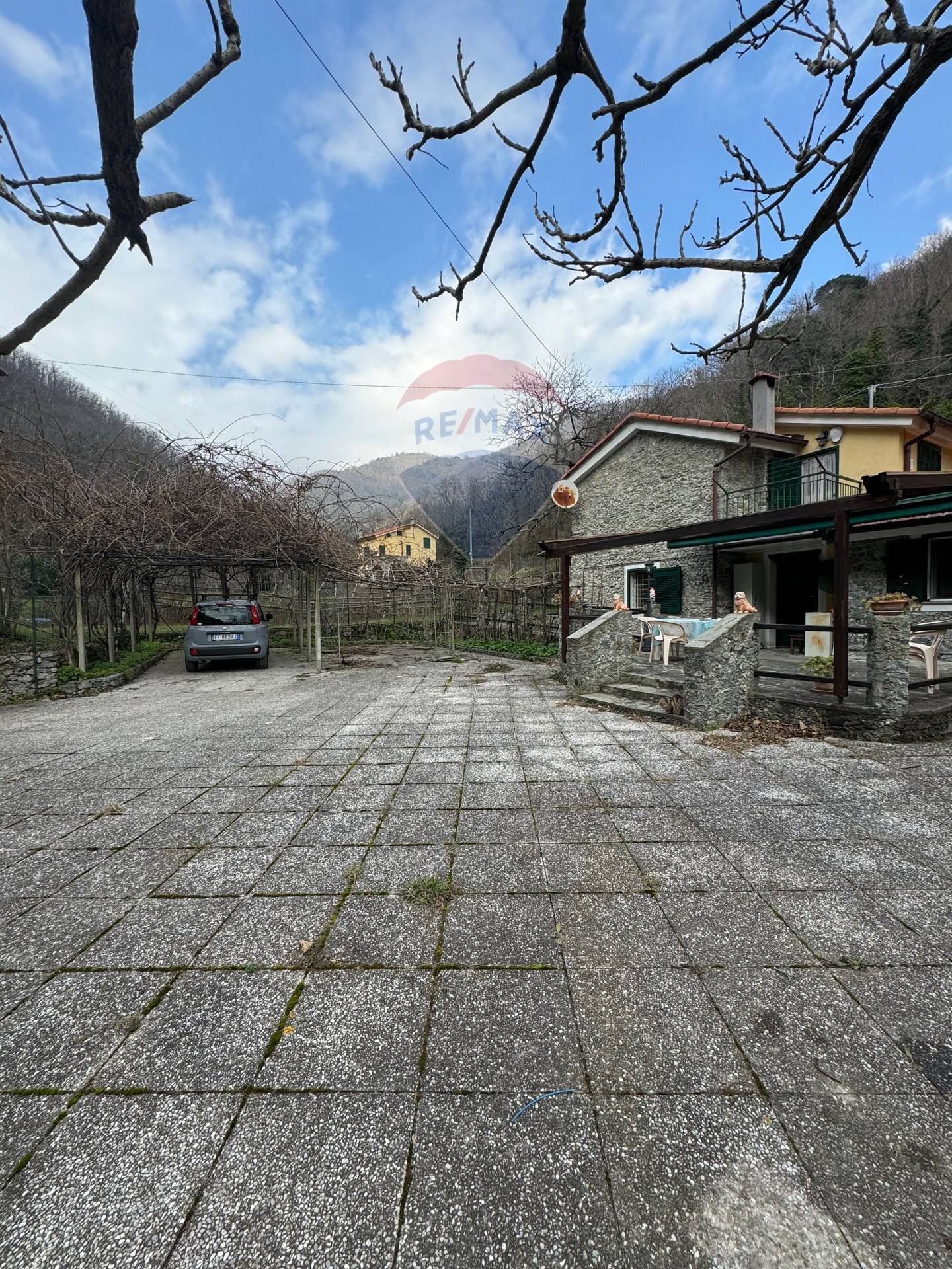 Casa indipendente in vendita a Ellera, Albisola Superiore (SV)