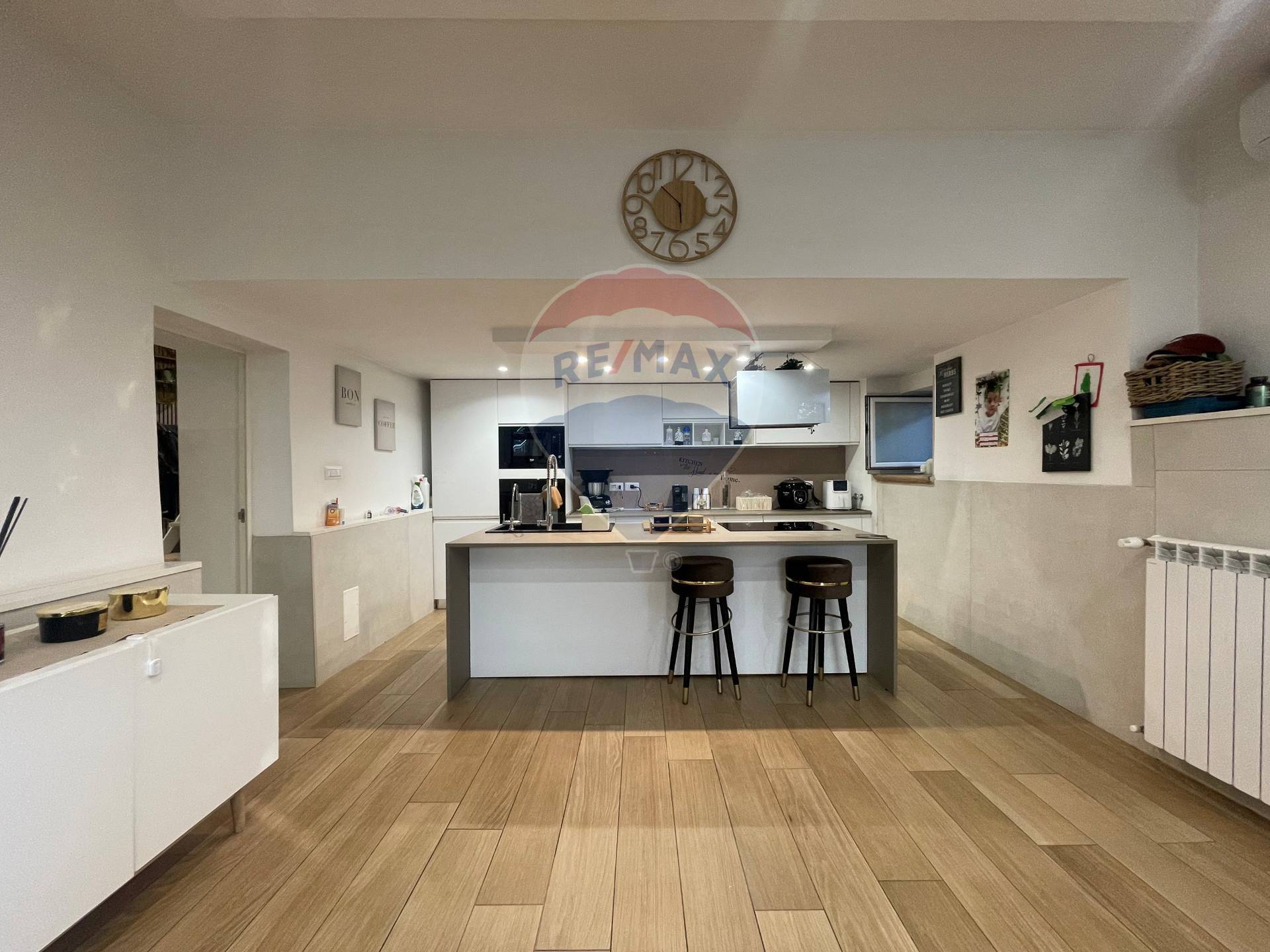 Casa Semindipendente in vendita a Bari, Stanic