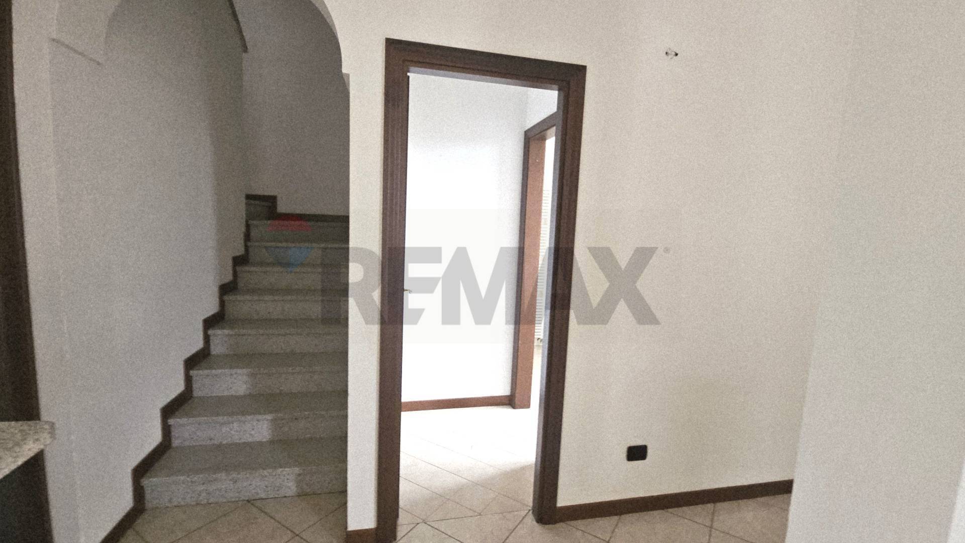 Casa Indipendente in vendita a Sannazzaro ... - foto 10