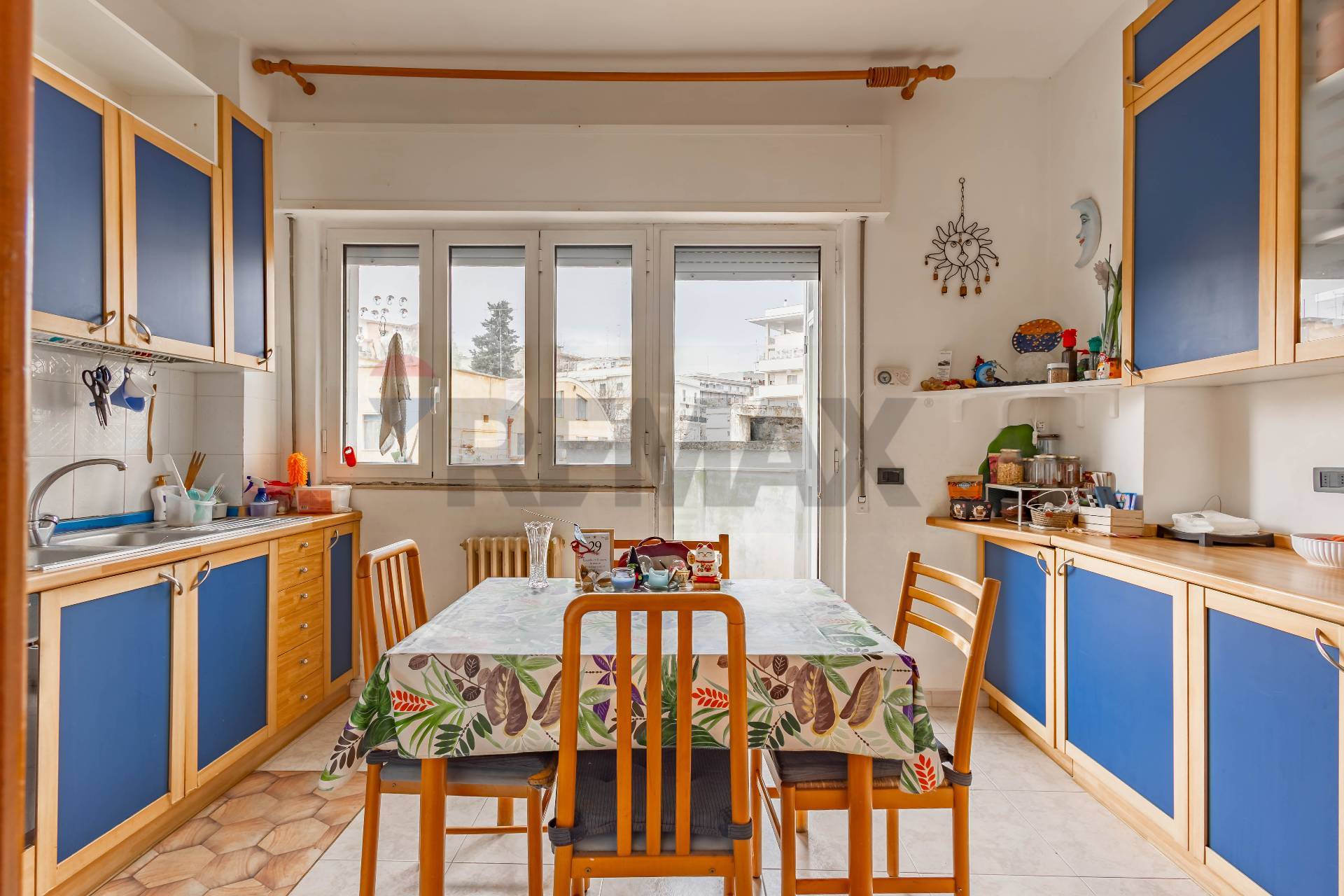 Appartamento in vendita a Bari, Picone