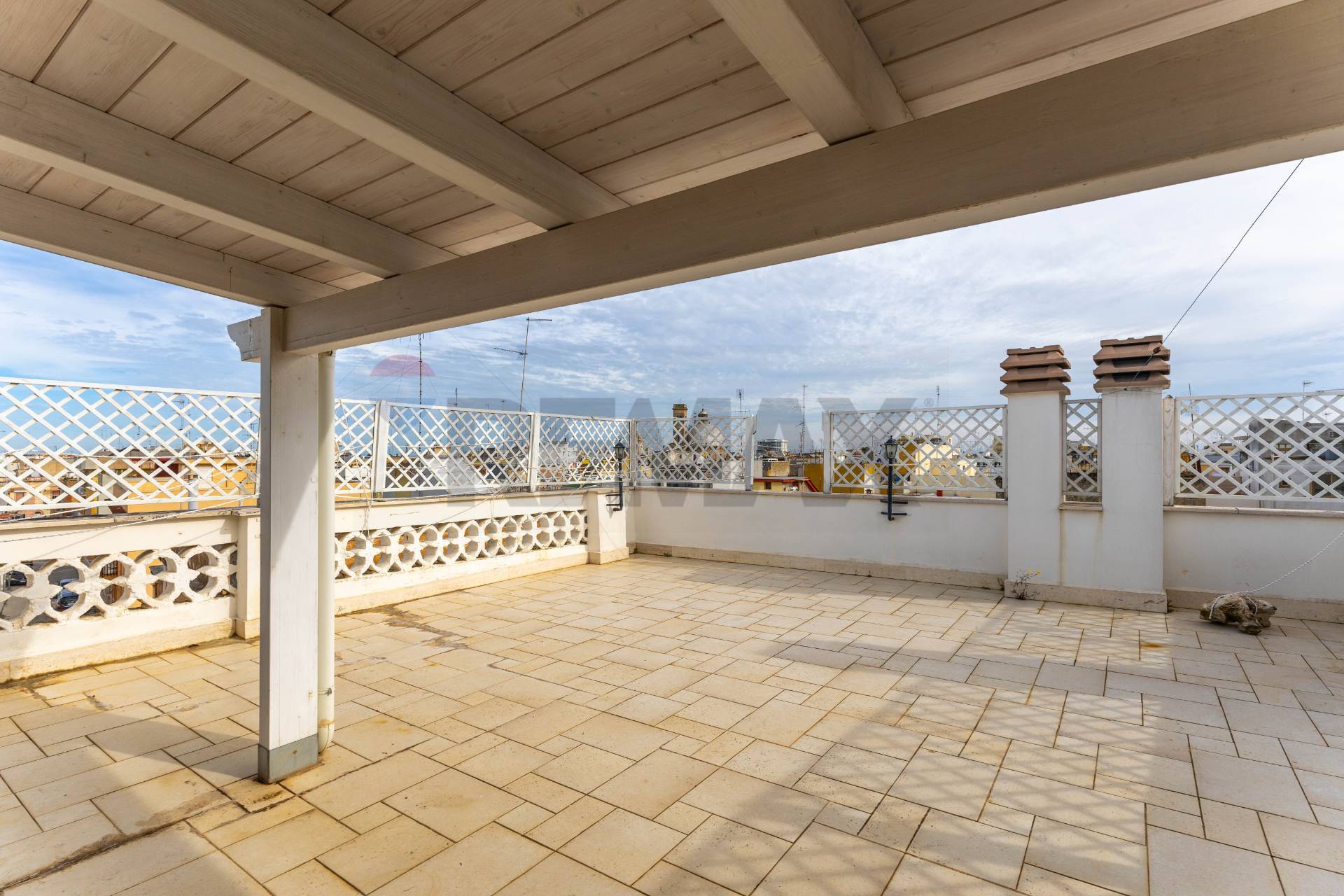 Casa Indipendente in vendita a Bari, Carbonara - Ceglie