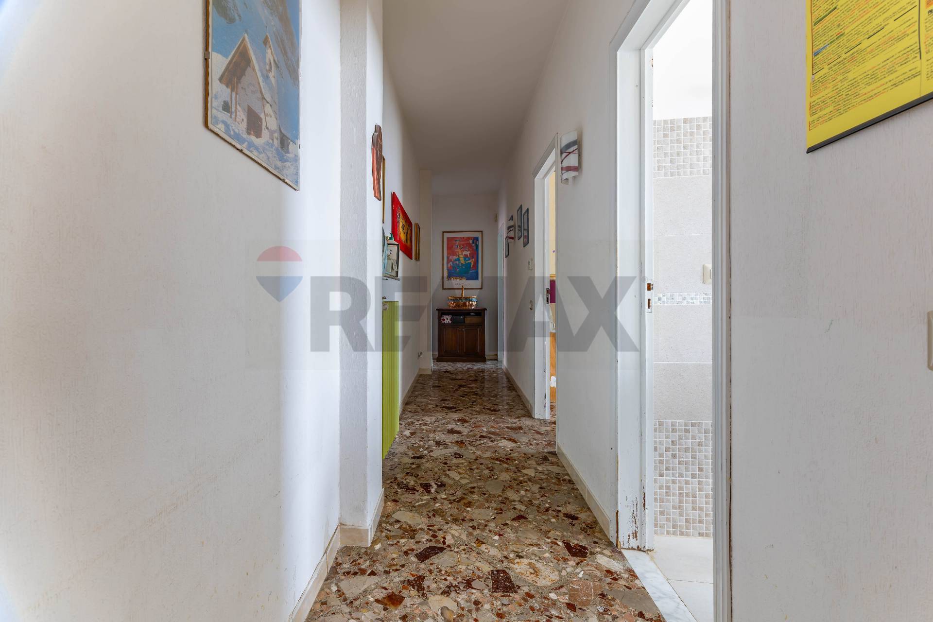 Appartamento in vendita a Mola di Bari