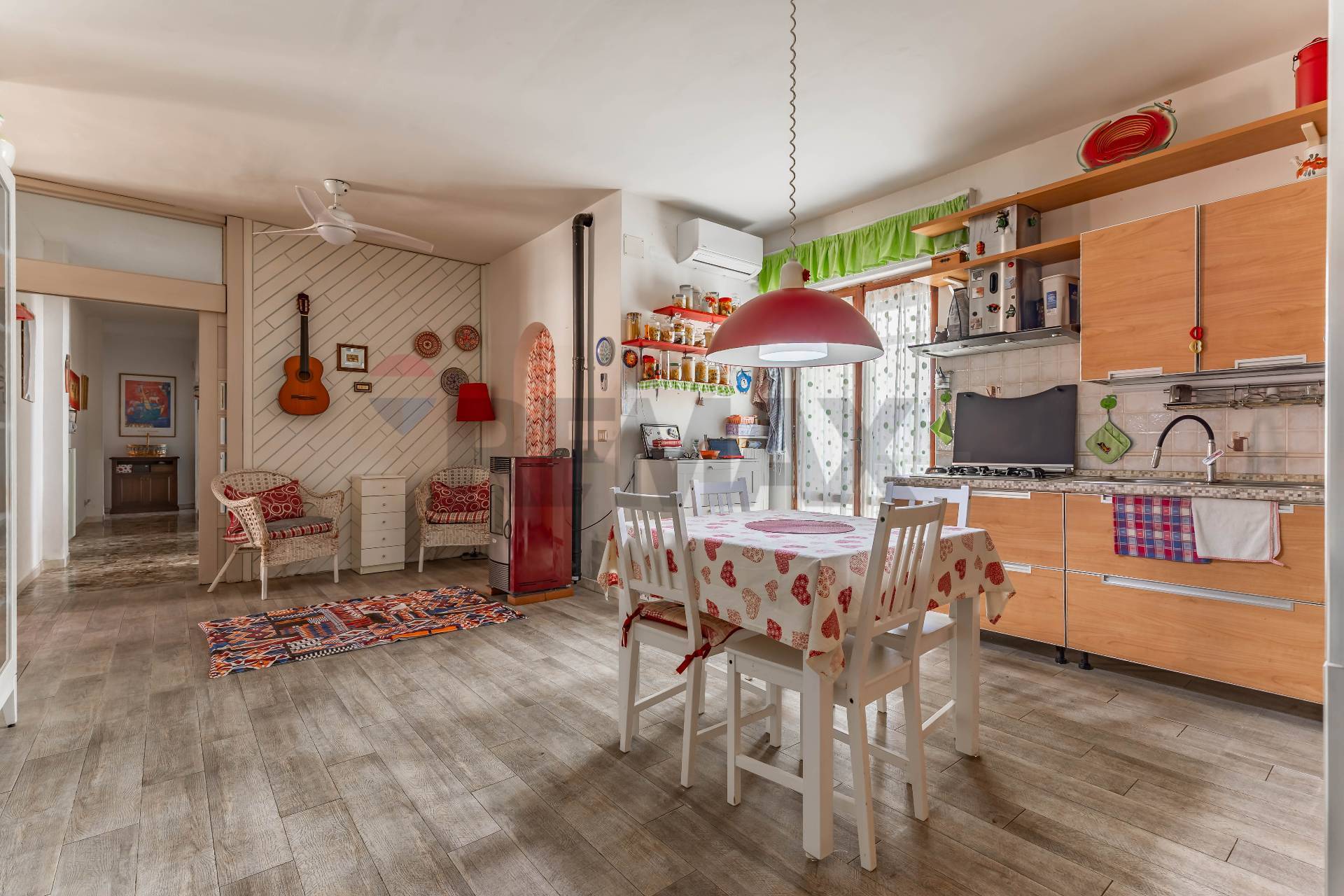 Appartamento in vendita a Mola di Bari