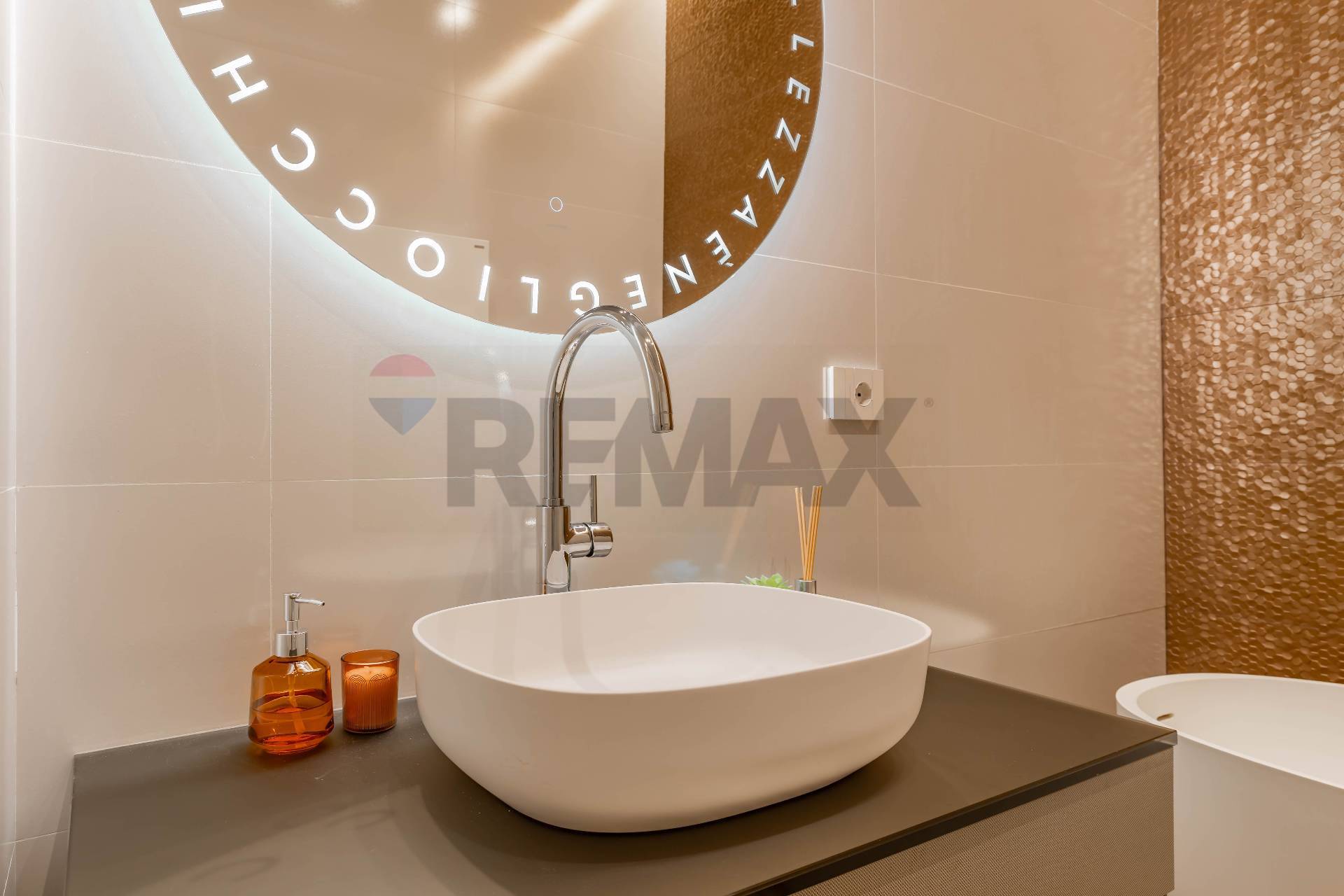 Appartamento in vendita a Bari, Libertà