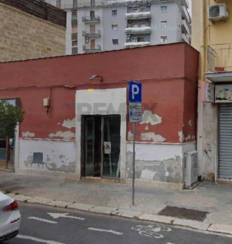 Magazzino/Deposito Bari