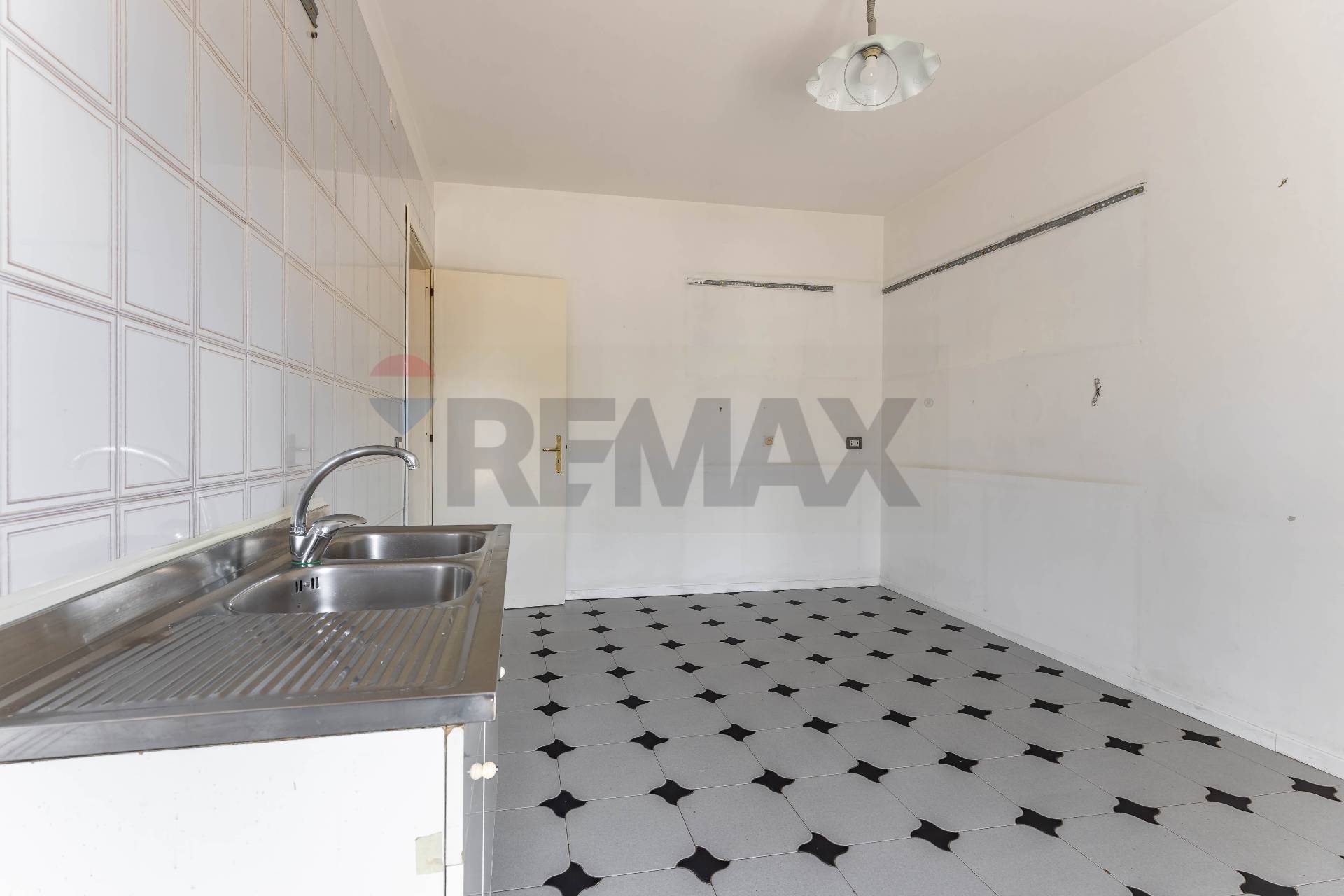 Appartamento in vendita a Bari, S. Girolamo