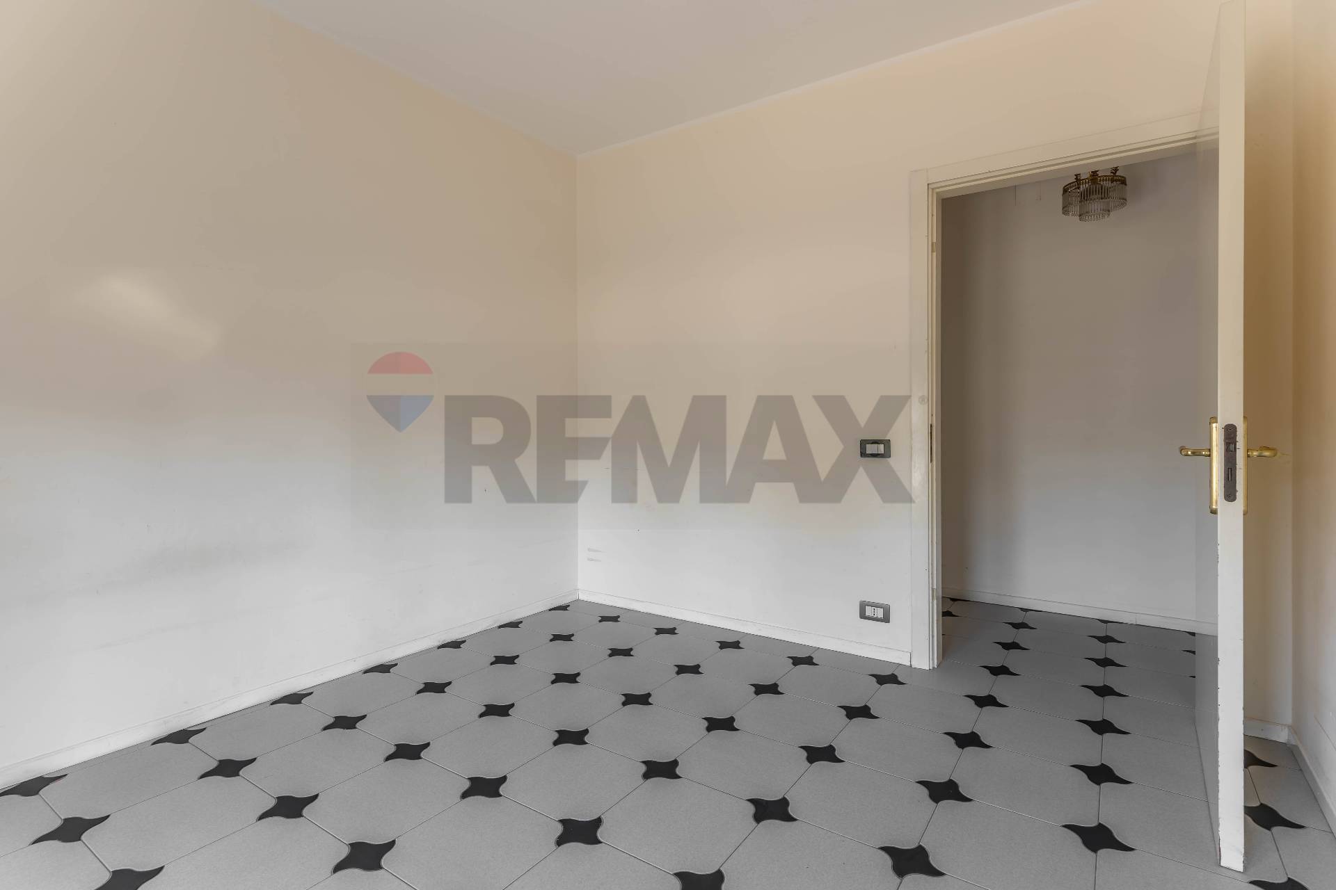 Appartamento in vendita a Bari, S. Girolamo