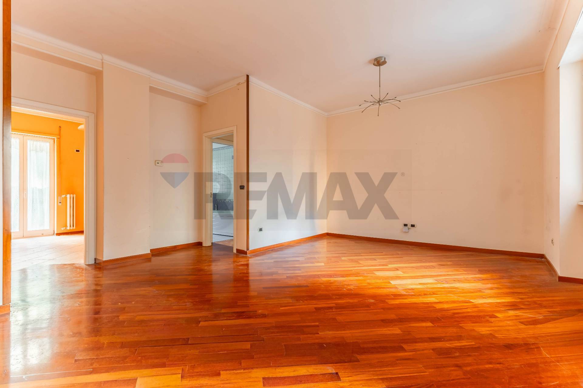 Appartamento in vendita a Bari, Picone