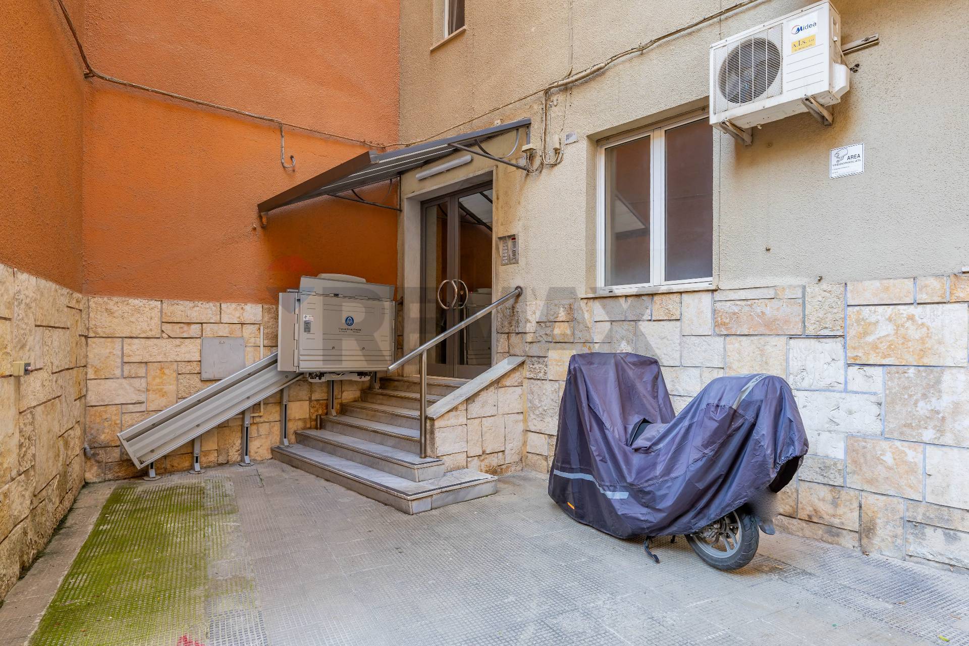 Appartamento in vendita a Bari, Picone