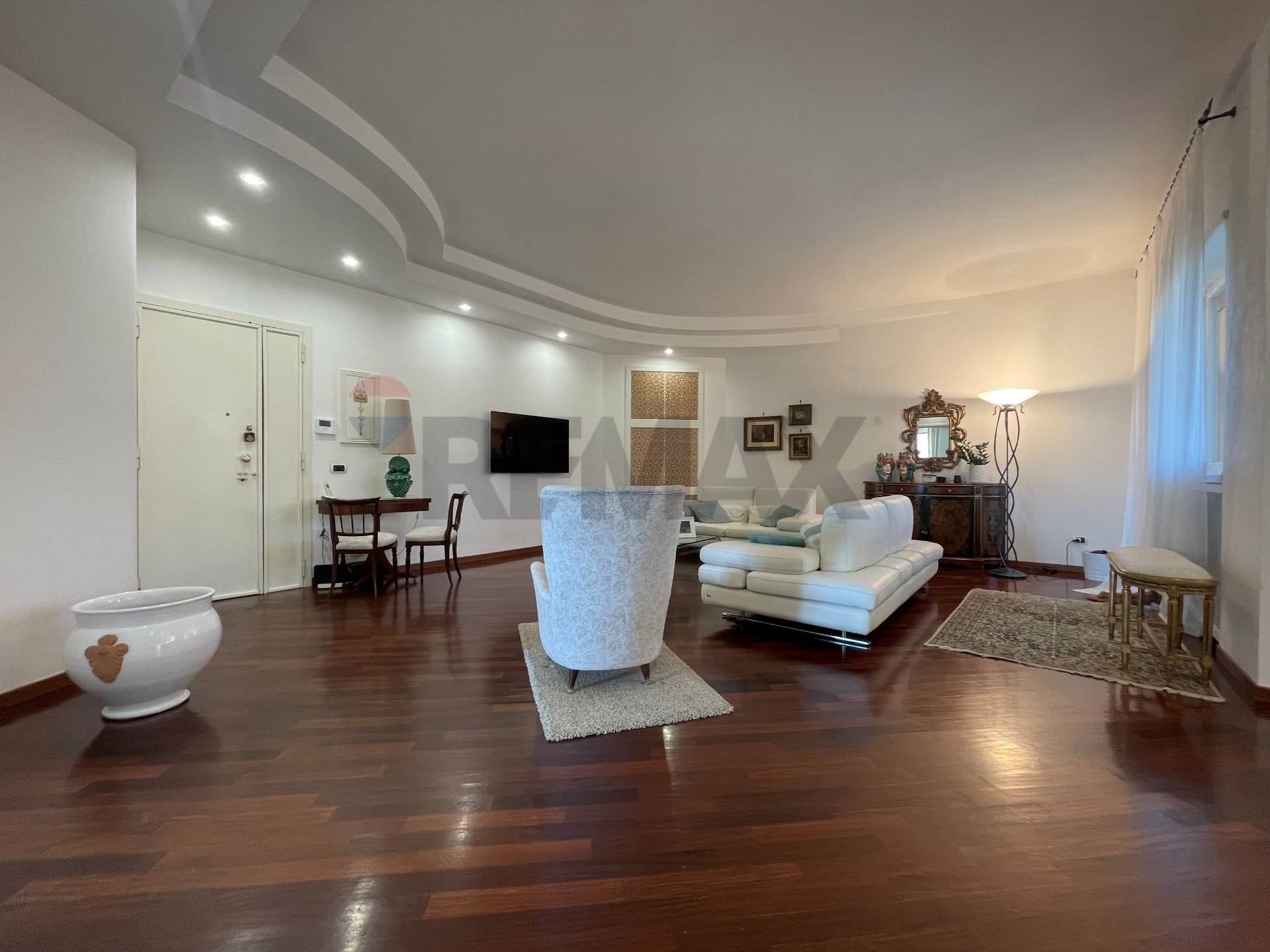 Appartamento in vendita a Bari, Picone