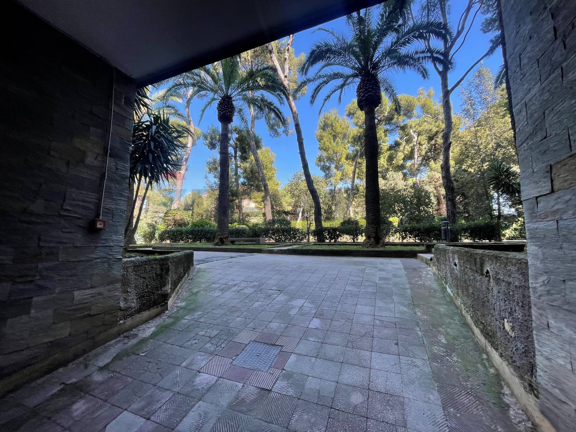 Appartamento in vendita a Bari, Picone