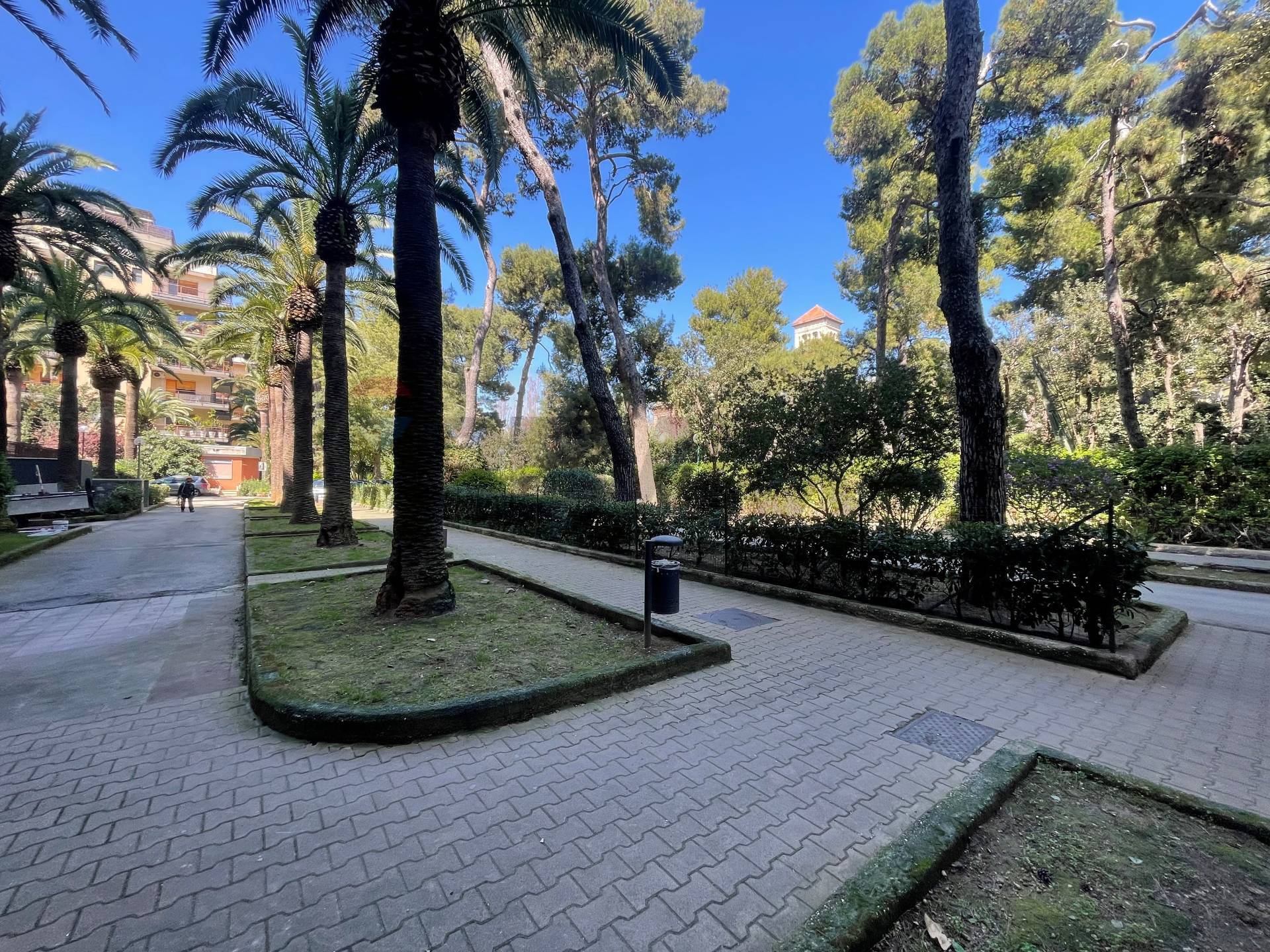 Appartamento in vendita a Bari, Picone