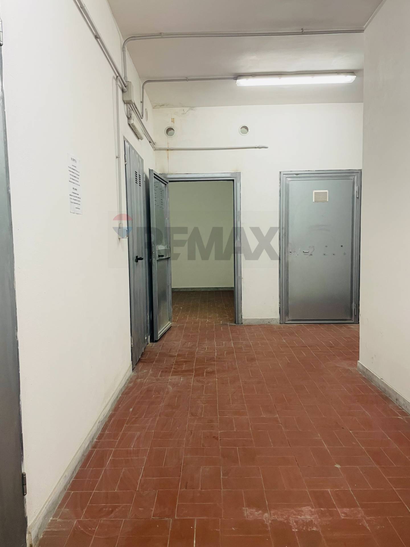Magazzino/Deposito Bari