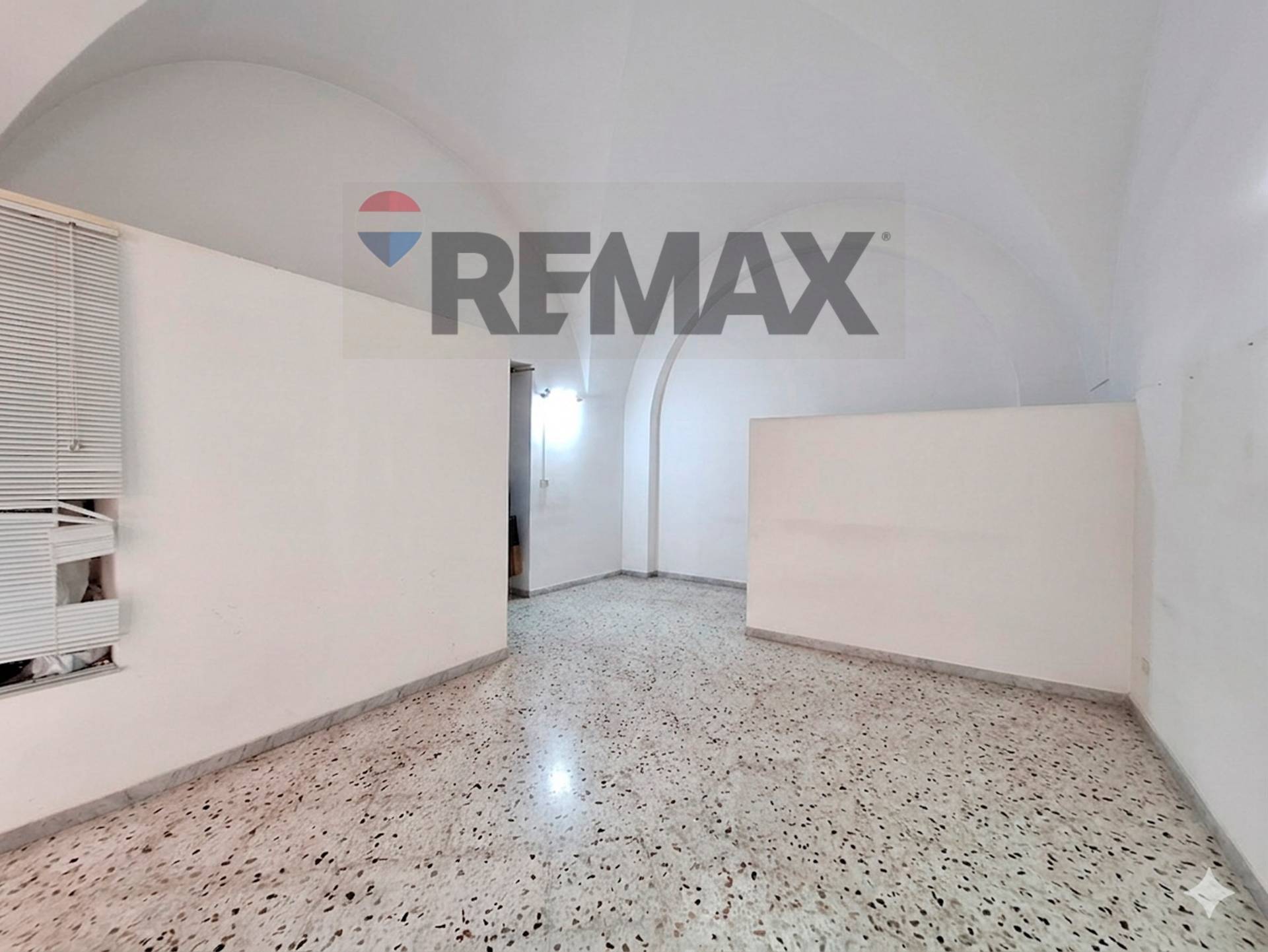 Locale commerciale Triggiano