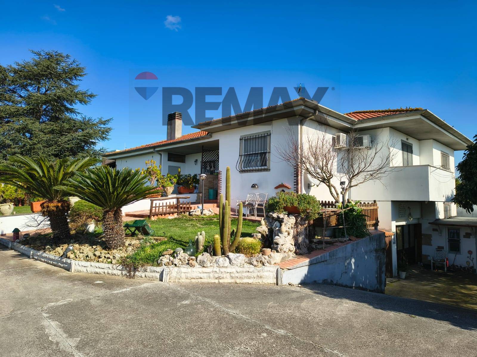 Casa Indipendente in vendita a Aprilia - foto 2