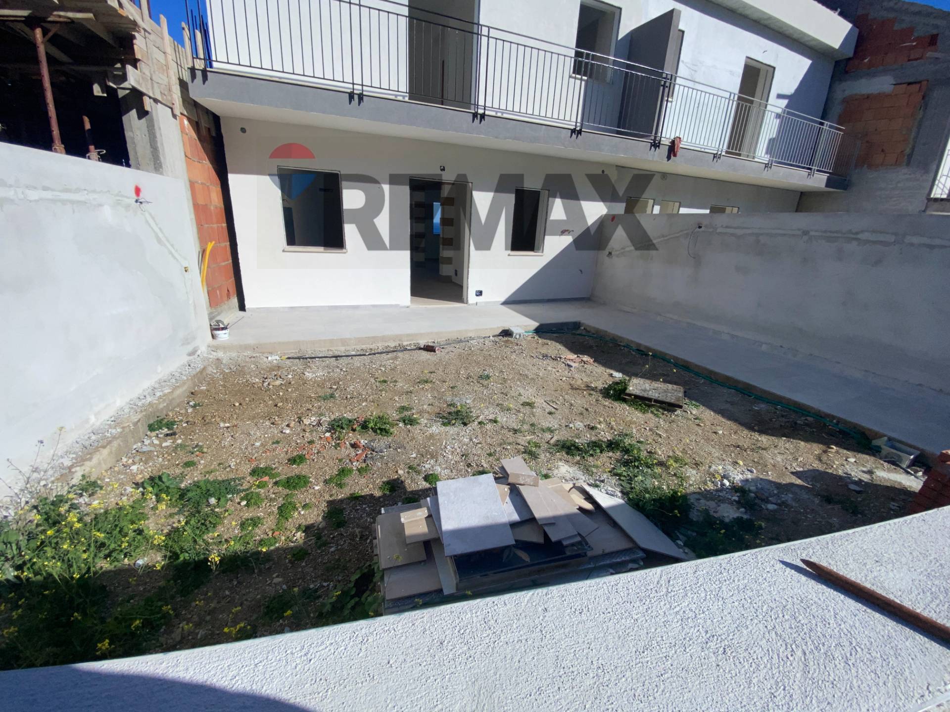 Casa Indipendente a Santa Teresa di Riva