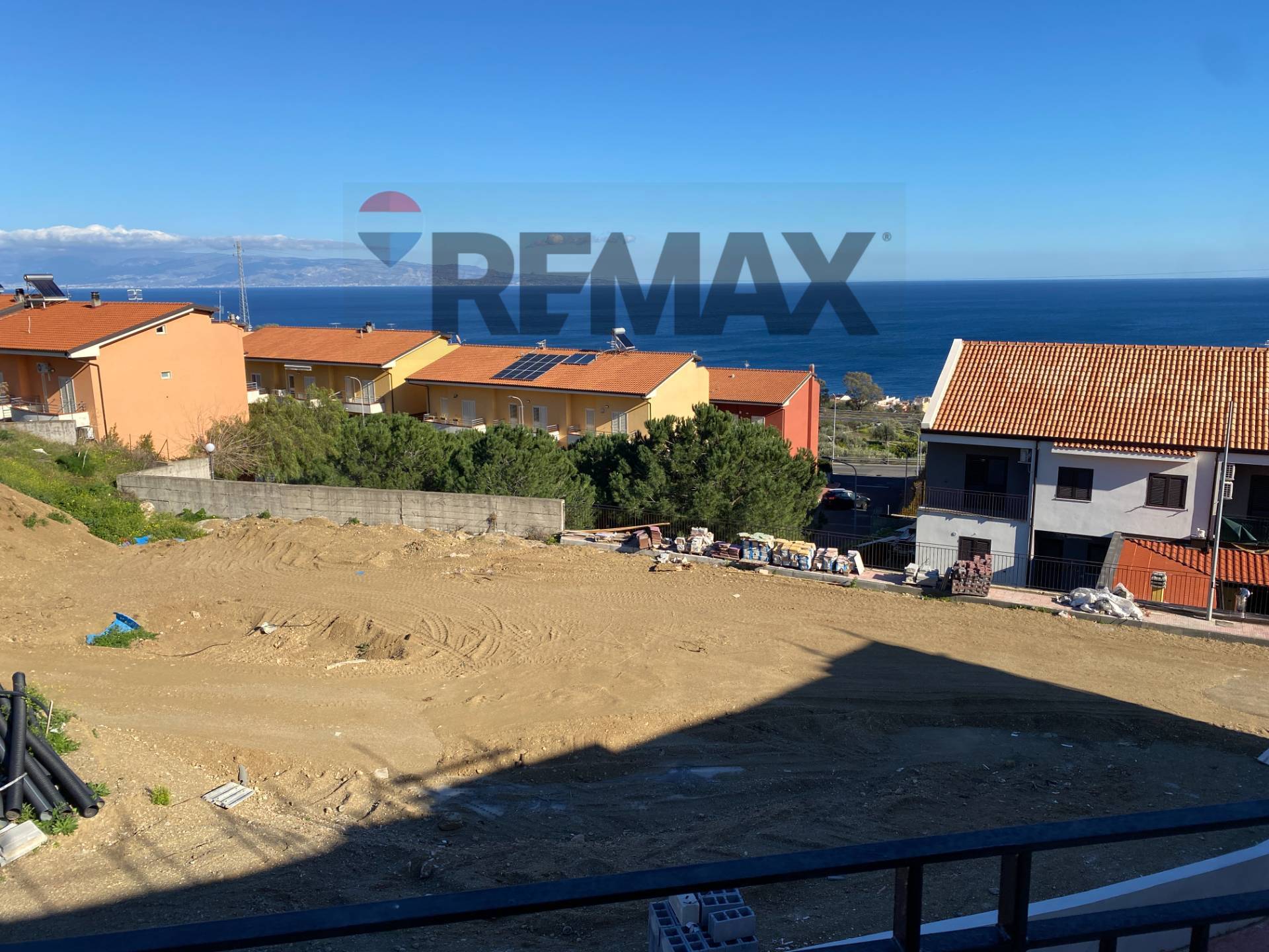 Casa Indipendente in vendita a Santa Teres... - foto 2