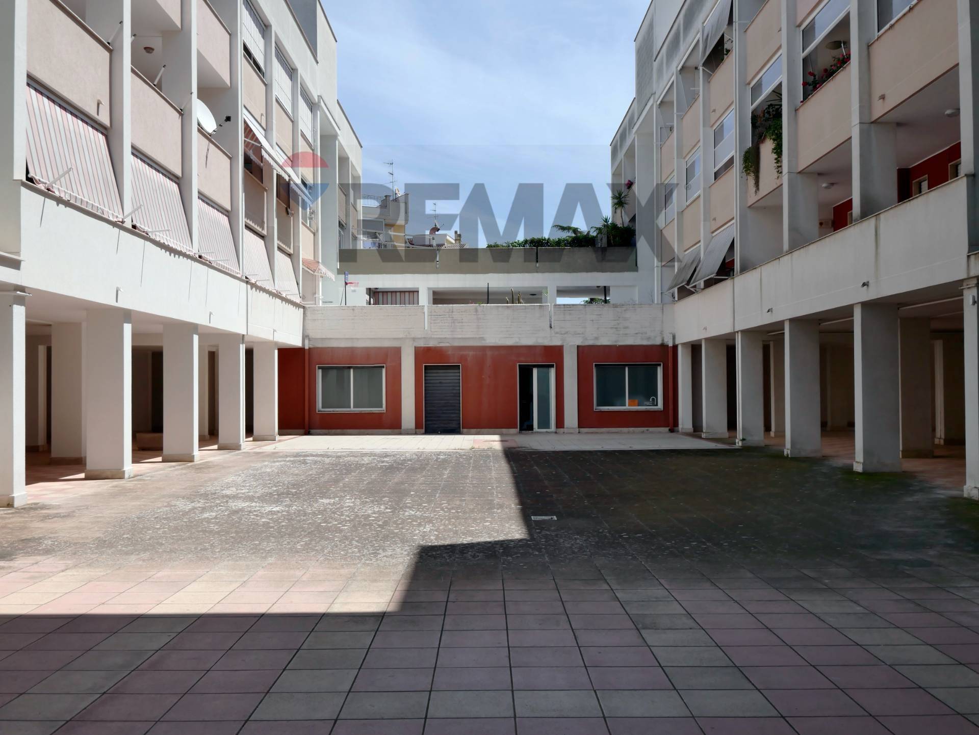 Locale commerciale Bari