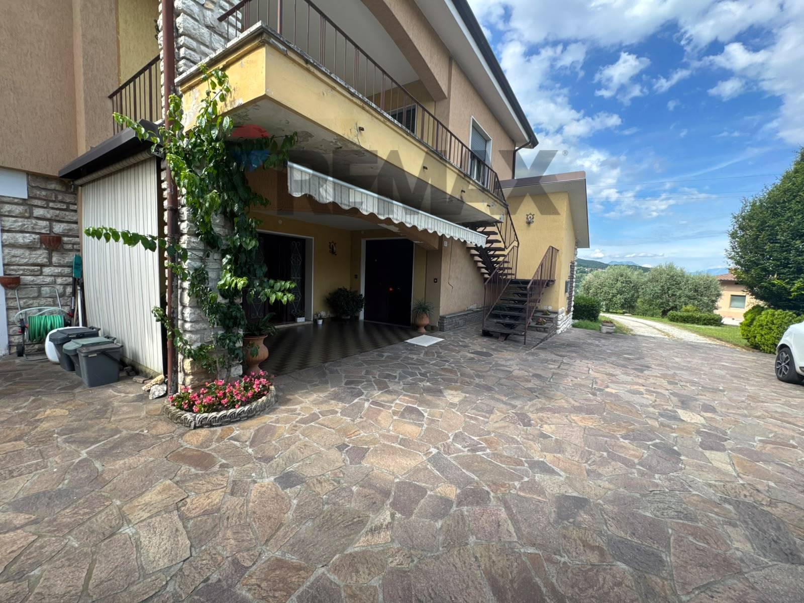 Villa a Serle