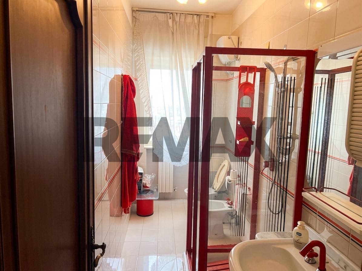 Appartamento in vendita a Bari, Picone