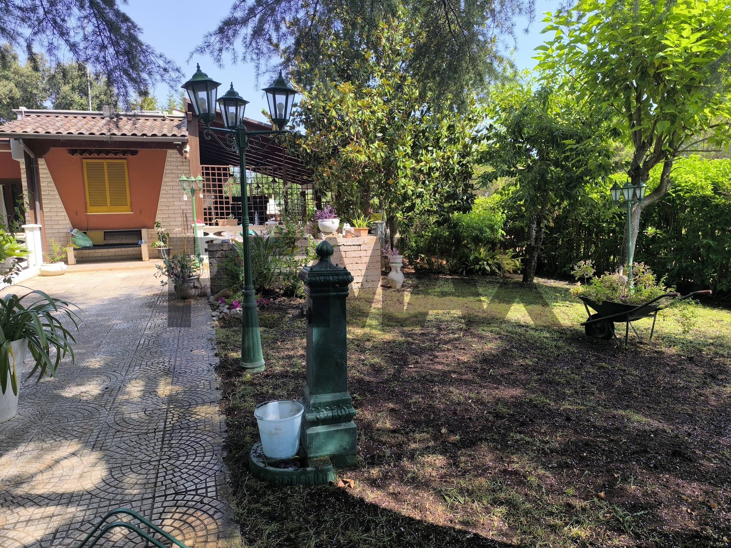 Villetta bifamiliare in vendita a Grumo Appula