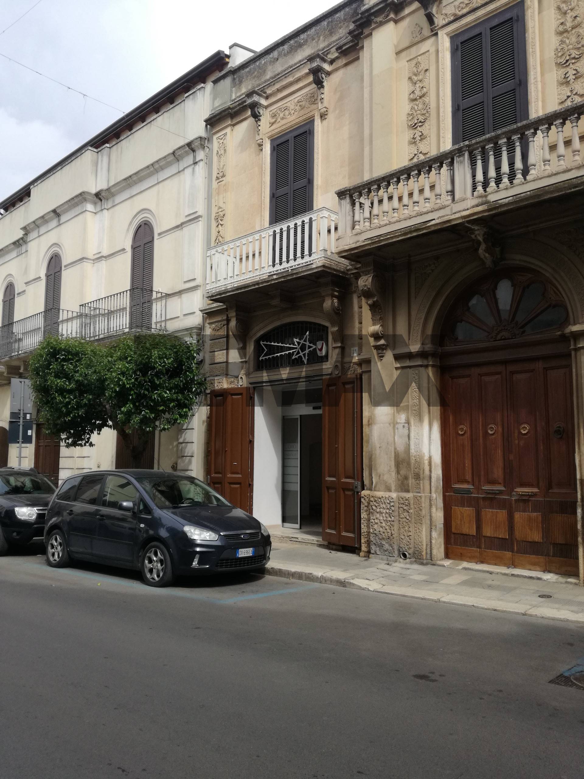 Locale commerciale Noicattaro