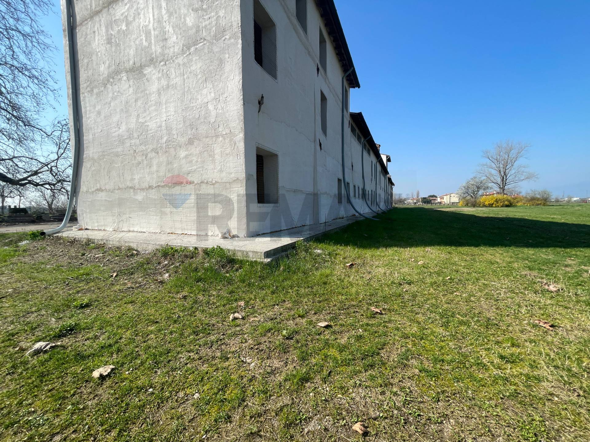 Rustico/Casale in vendita a Romano d'Ezzel... - foto 4