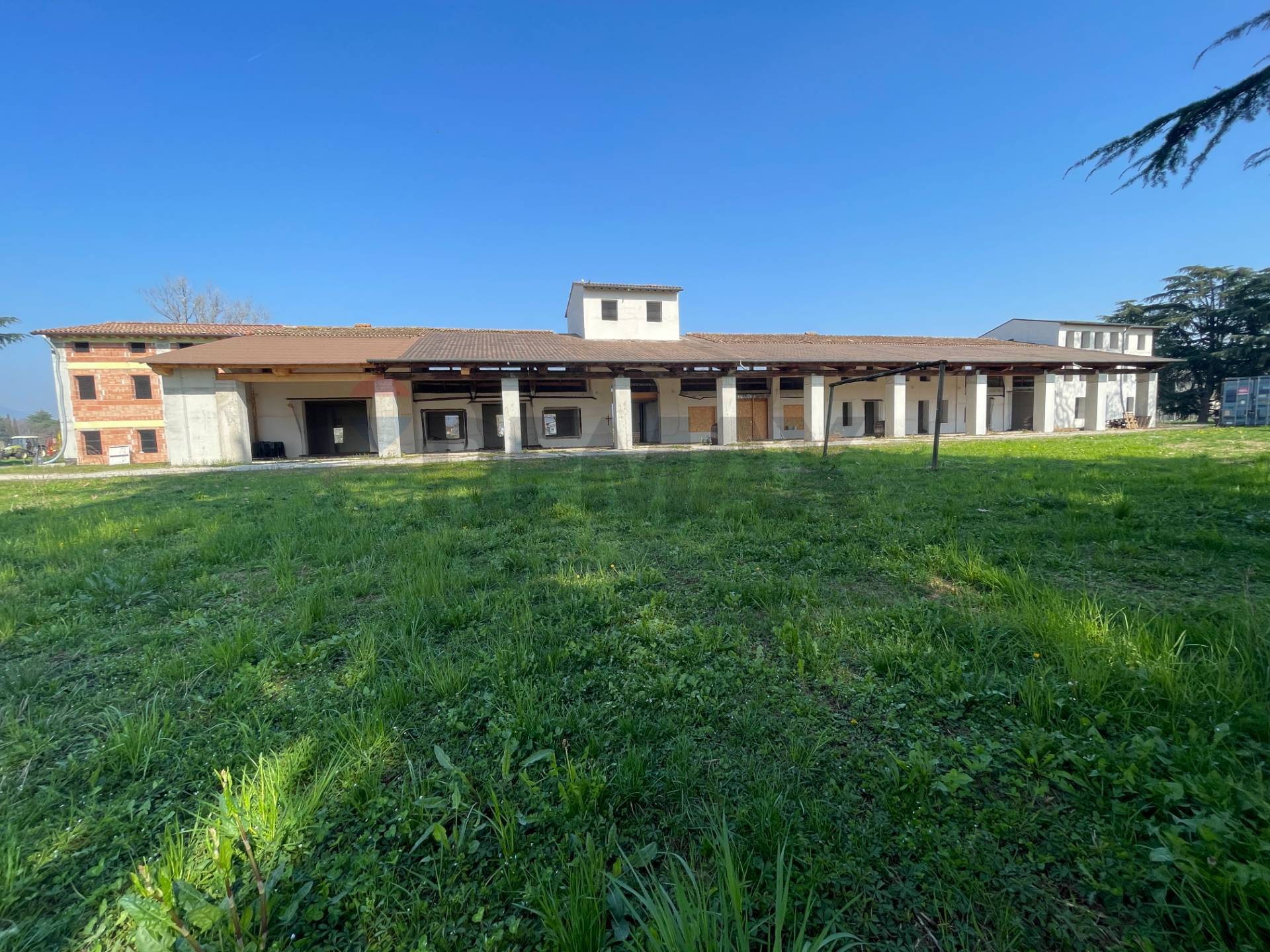 Rustico/Casale in vendita a Romano d'Ezzel... - foto 10