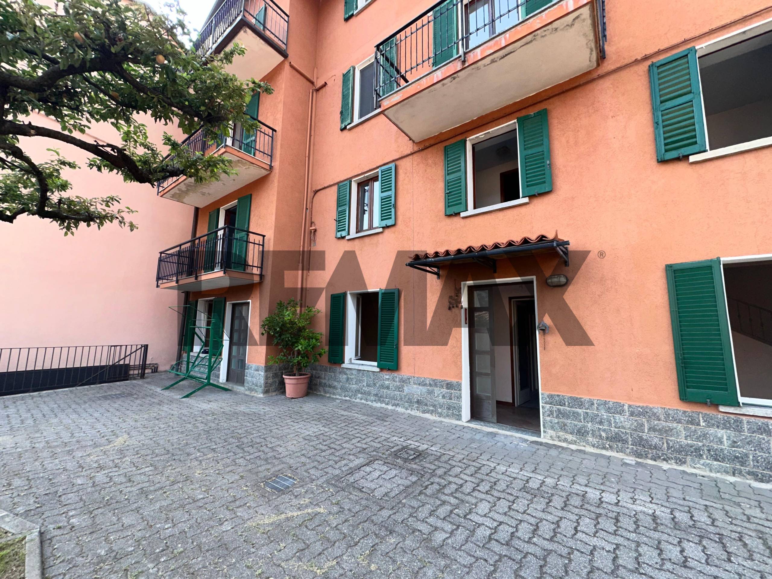 Casa Indipendente in vendita a Carate Urio - foto 3