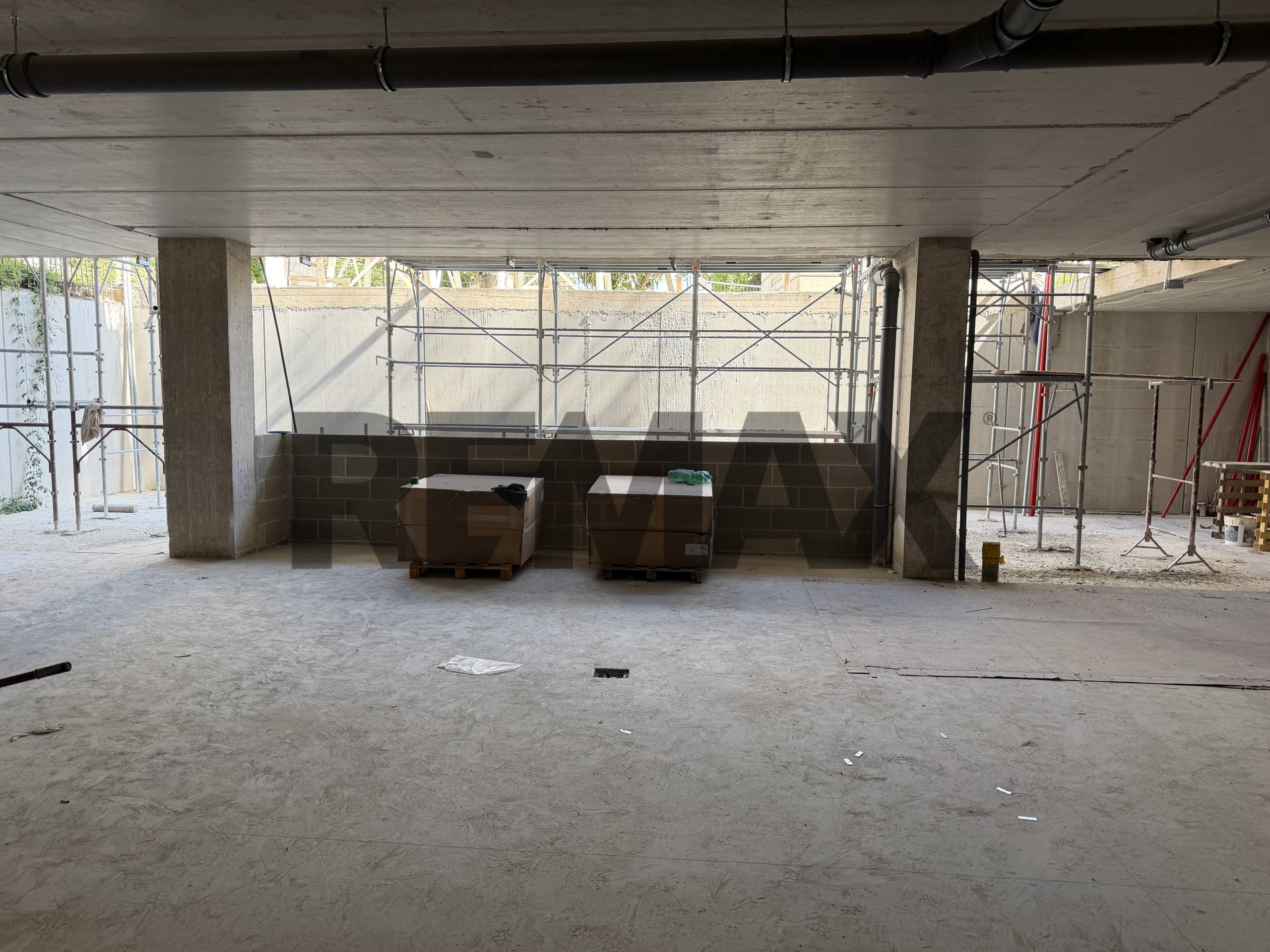 Box/Garage Bari