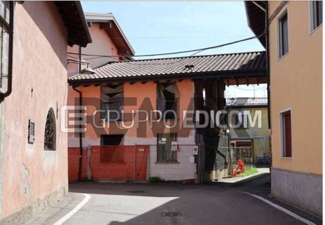 Rustico/Casale in vendita a Vaprio d'Agogn... - foto 3