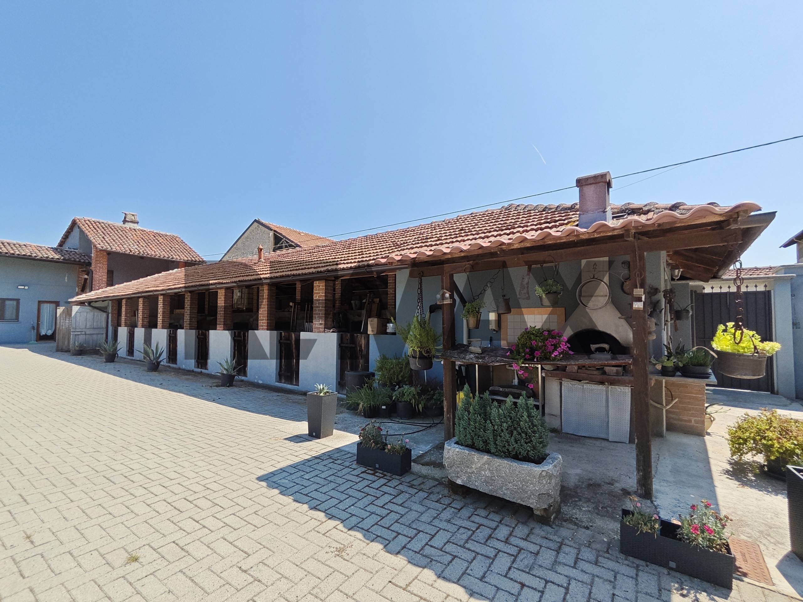 Rustico/Casale in vendita a Tronzano Verce... - foto 5