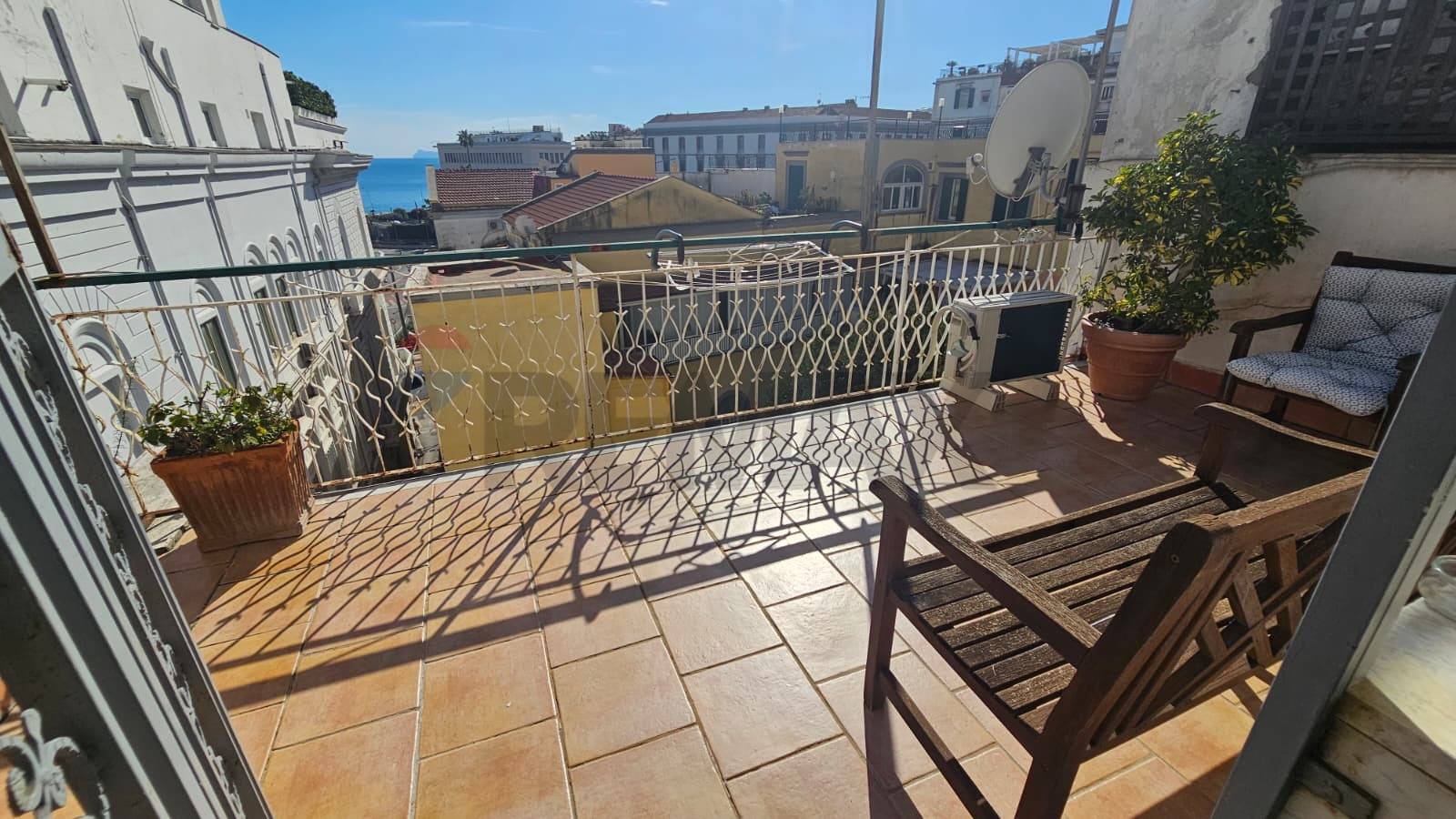 Attico in vendita a Napoli, Chiaia, mergel... - foto 2