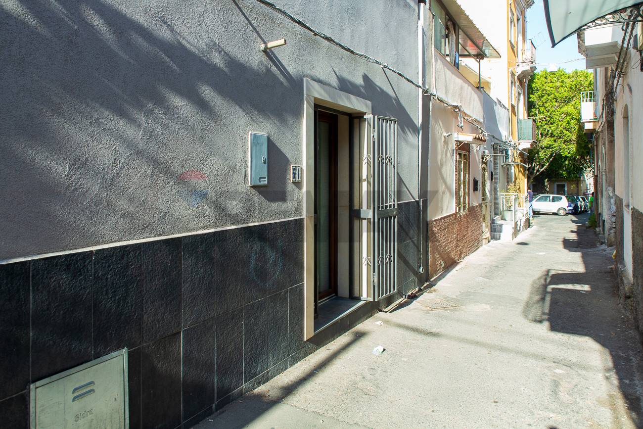 Appartamento in vendita a Catania, Centro storico, porto - foto 2