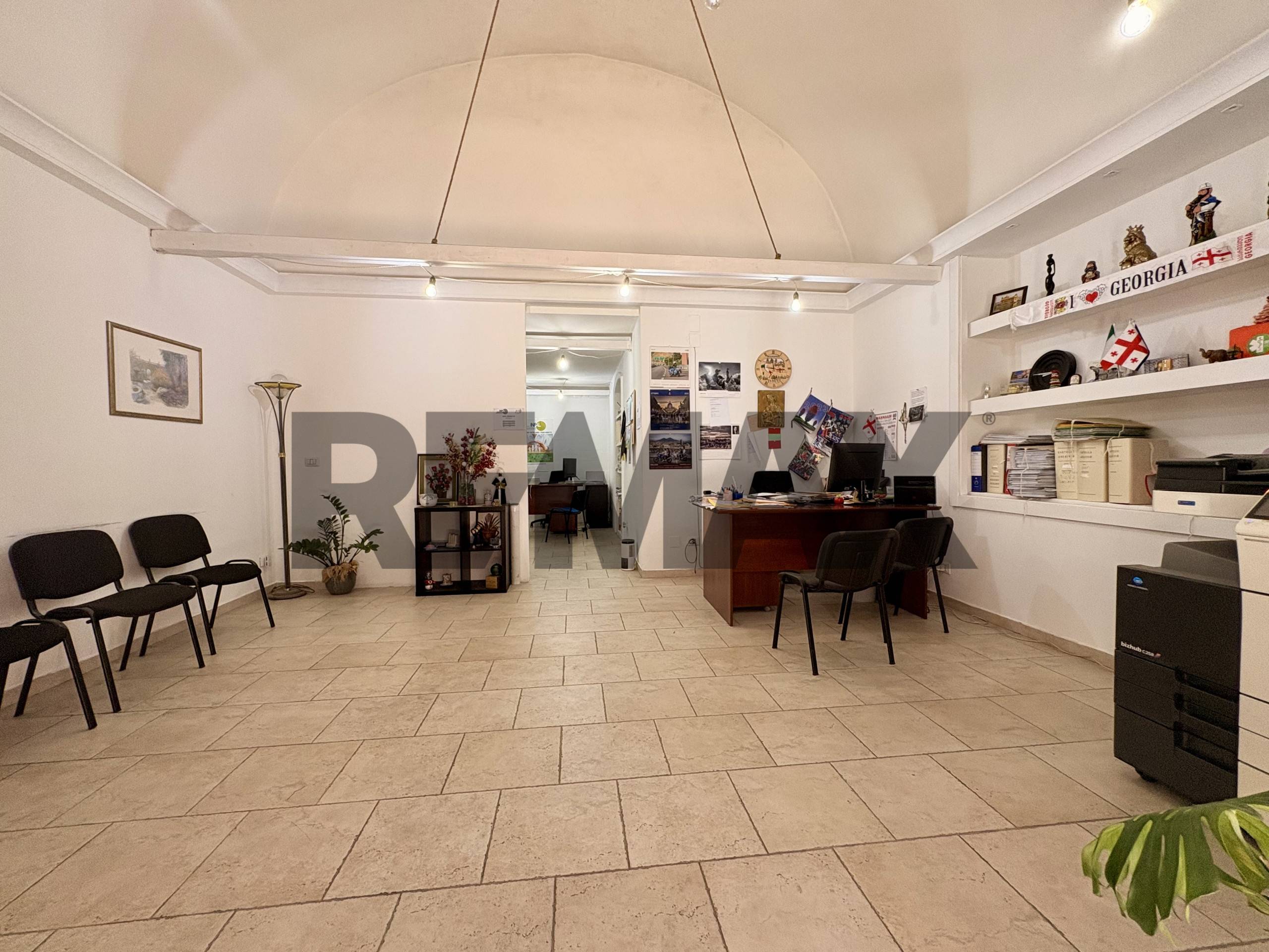 Locale commerciale Bari