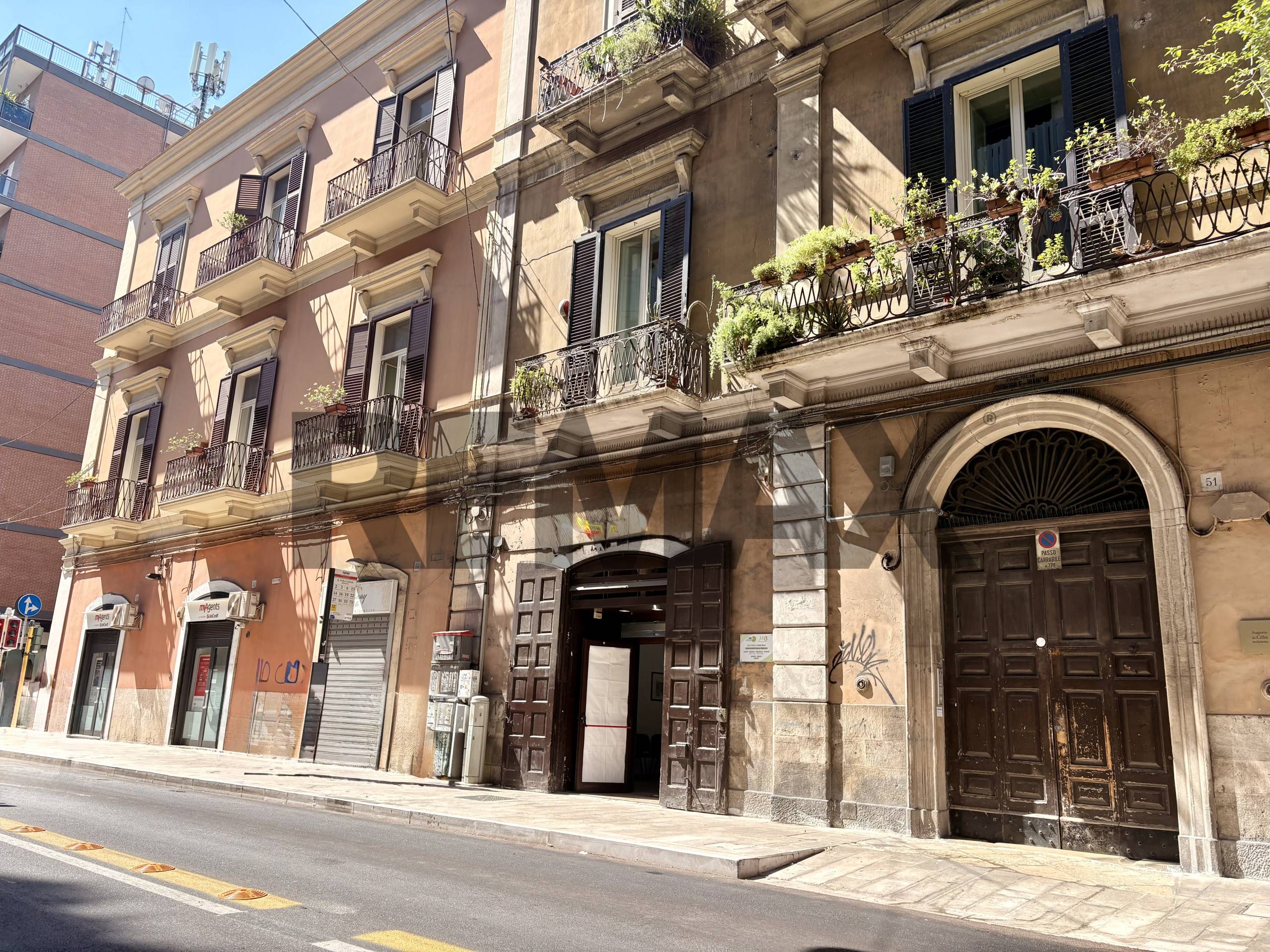 Locale commerciale Bari