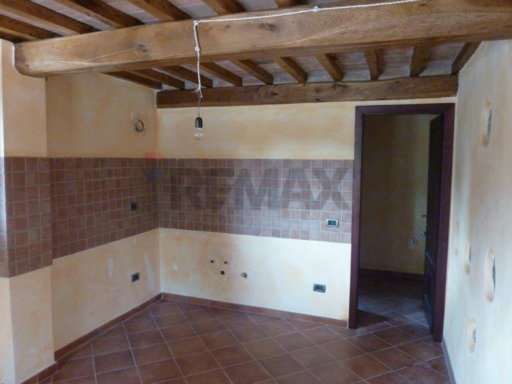 Casa Indipendente in vendita a Lucca, Nozz... - foto 10