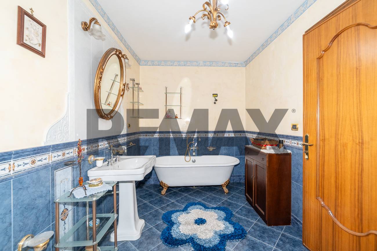 Appartamento in vendita a Catania, Centro storico, porto - foto 9