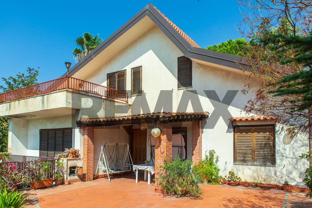 Villa a Tremestieri Etneo