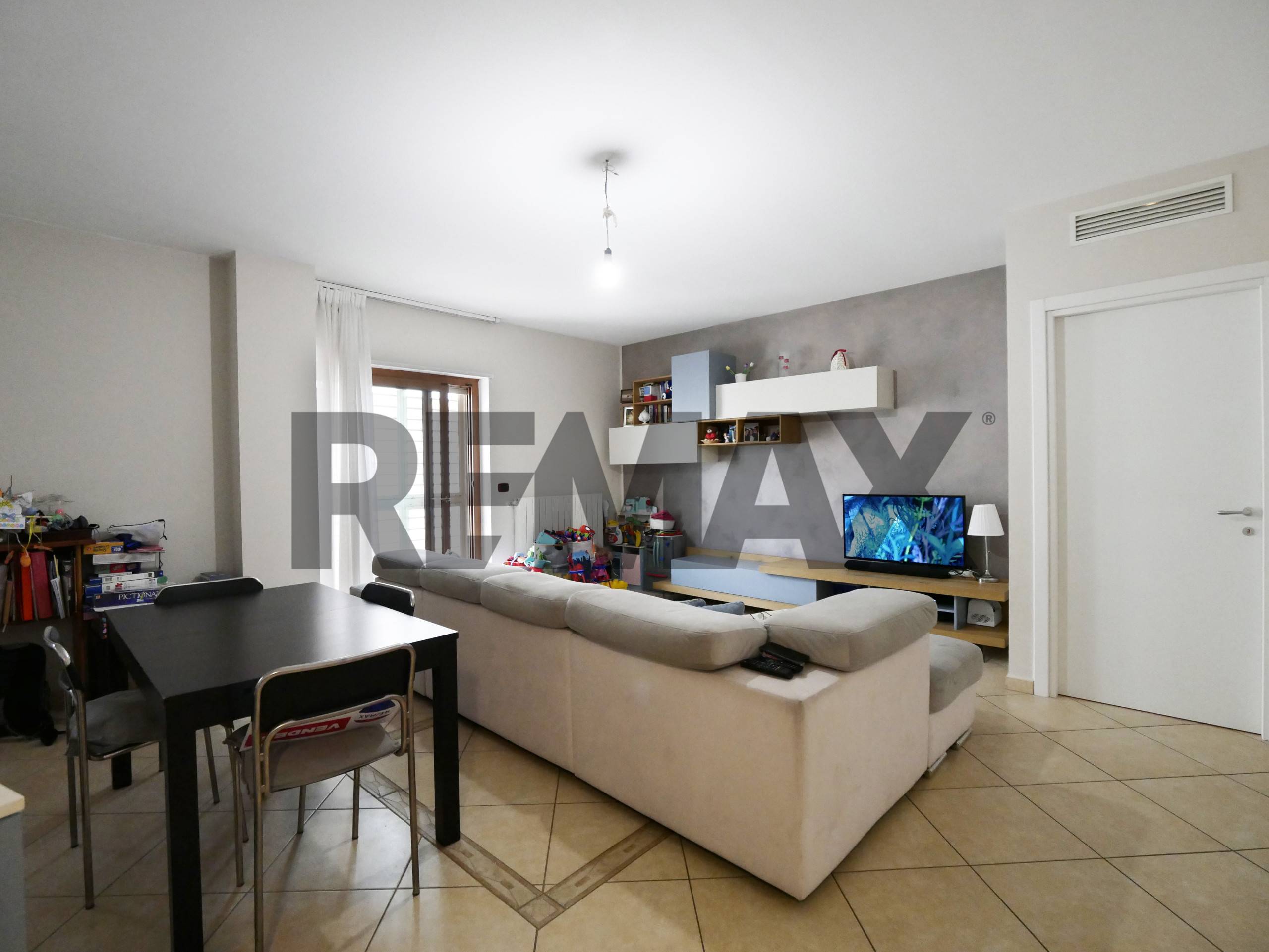 Villa a schiera Adelfia